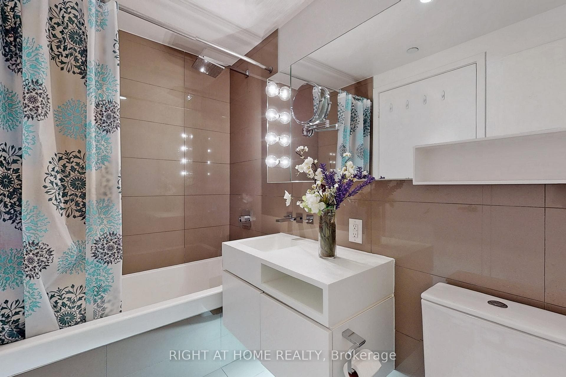 45 Charles Street Unit 2201 photo 13