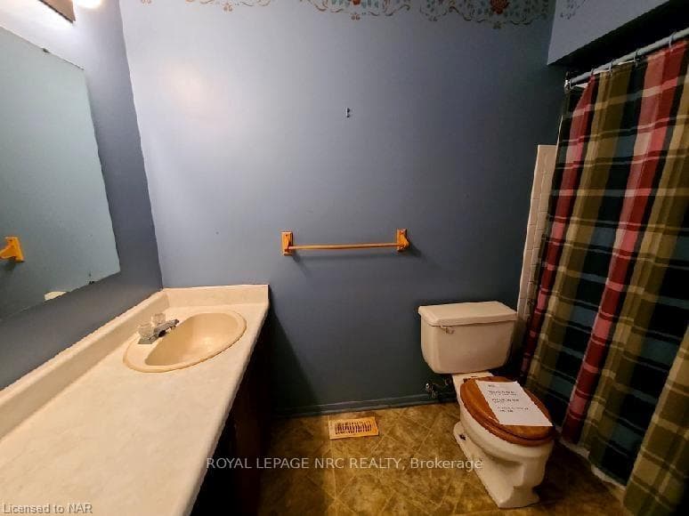 122 LAKESHORE Road Unit 23 photo 23