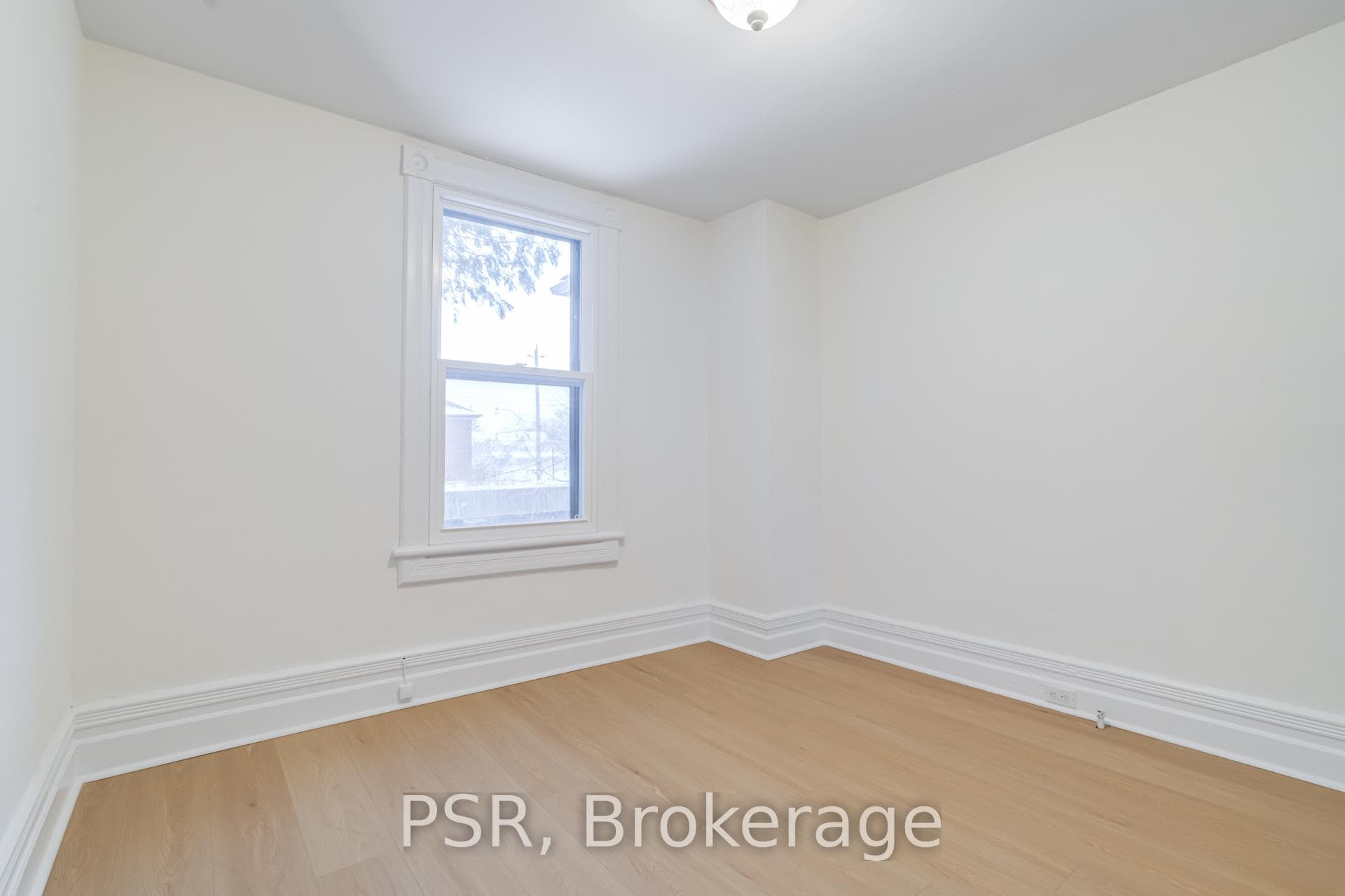 68 Brookfield Street photo 17