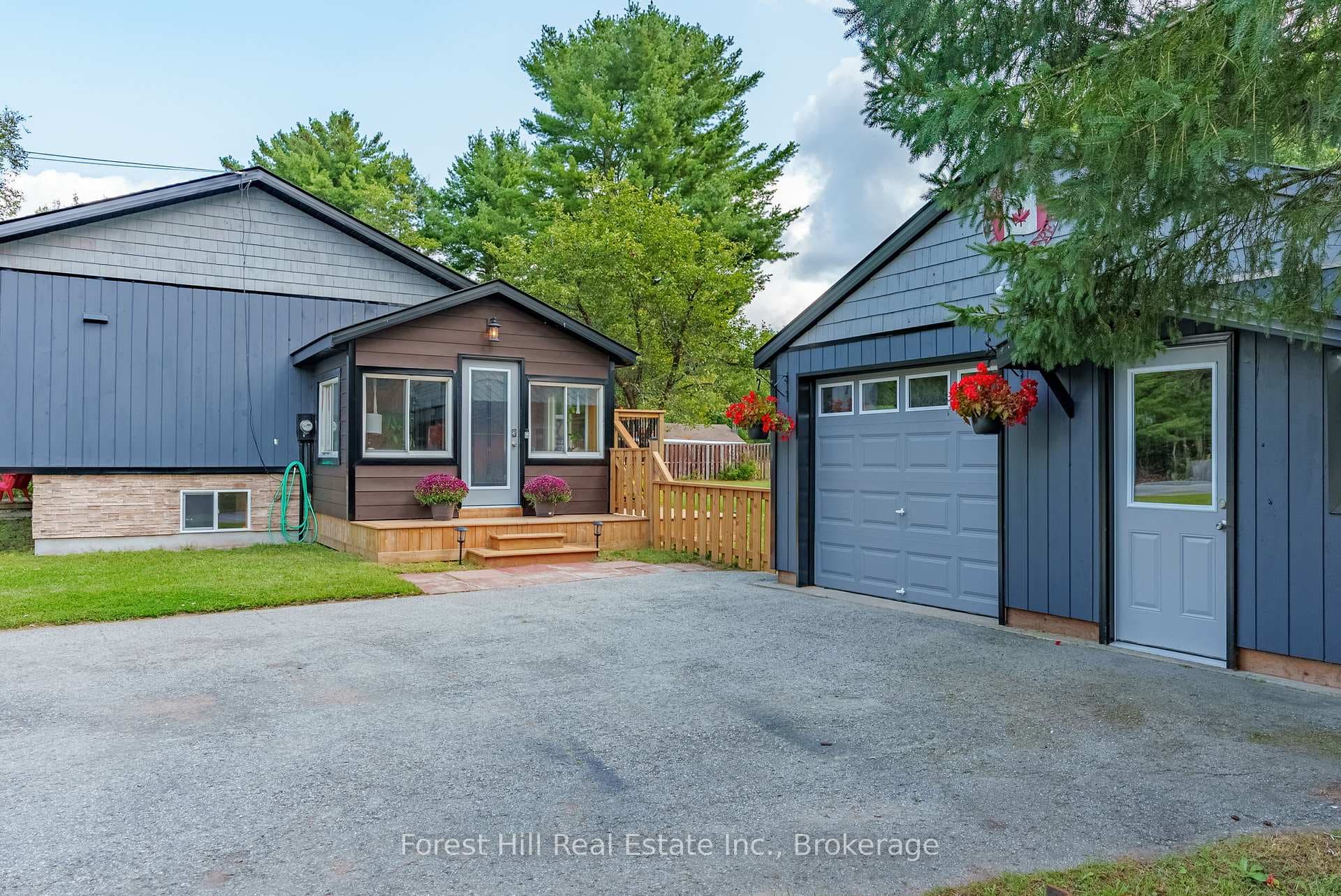 1190 Winhara Road photo 5