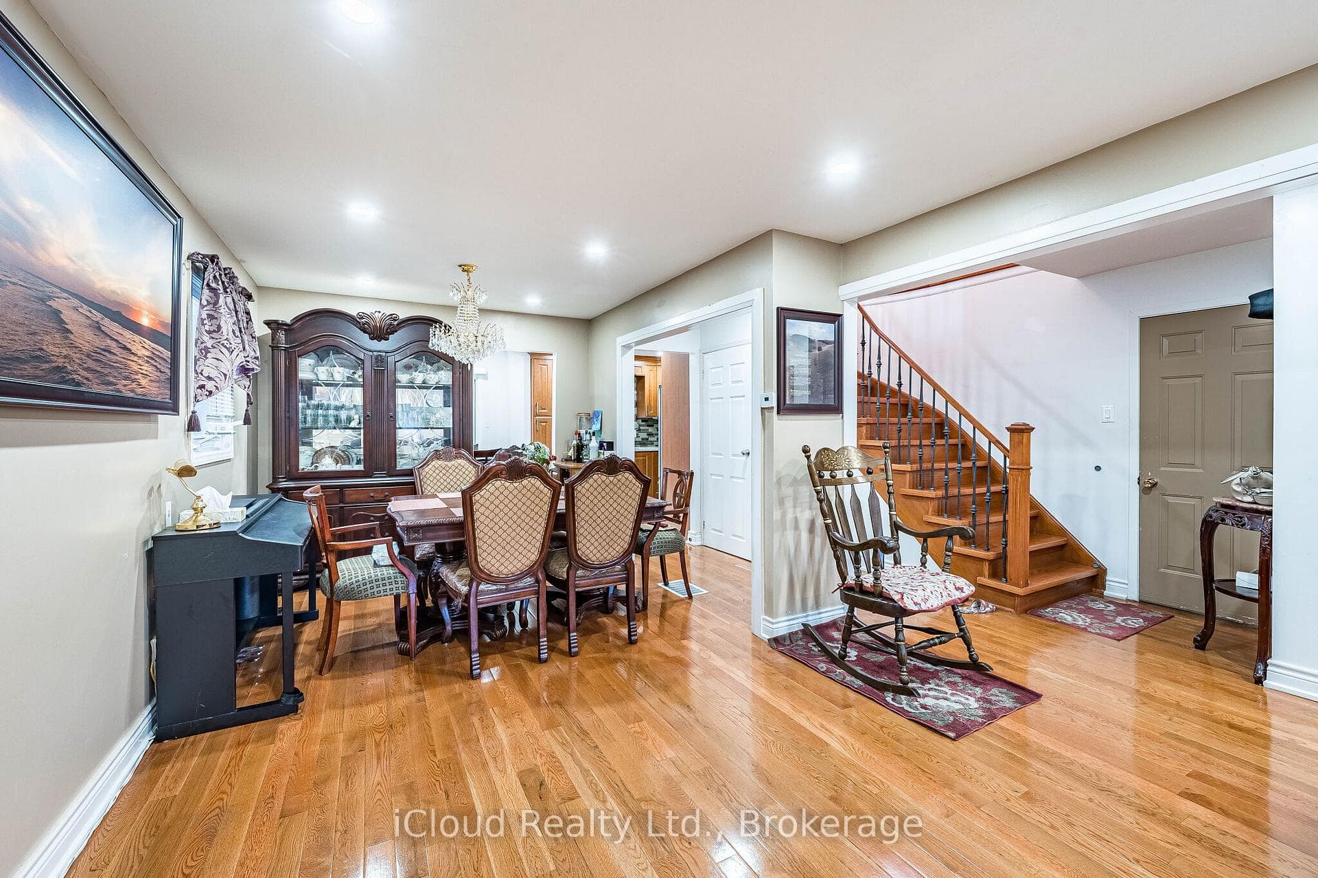 135 Autumn Glen Circle photo 8