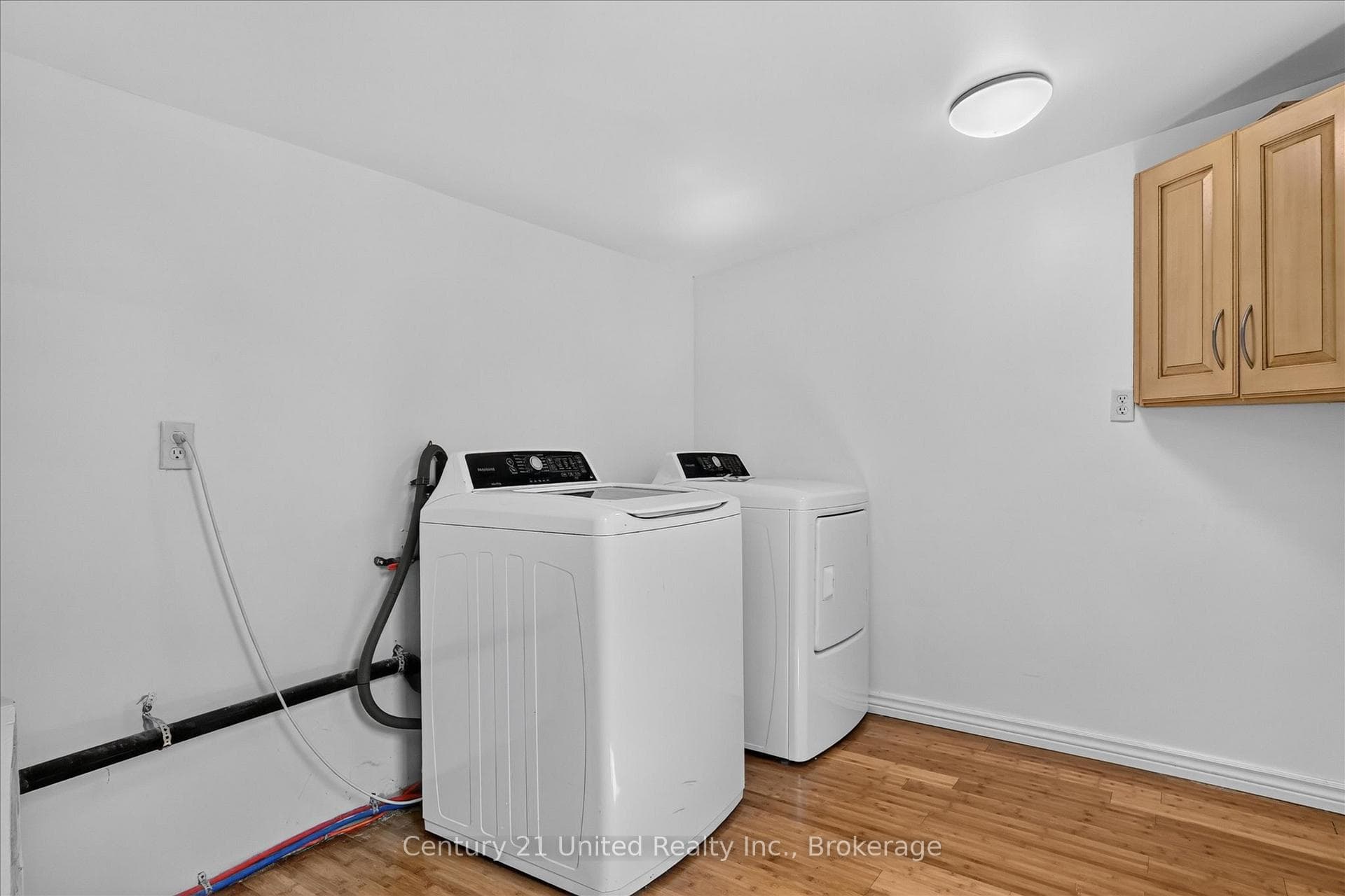 688 St Marys Street photo 21