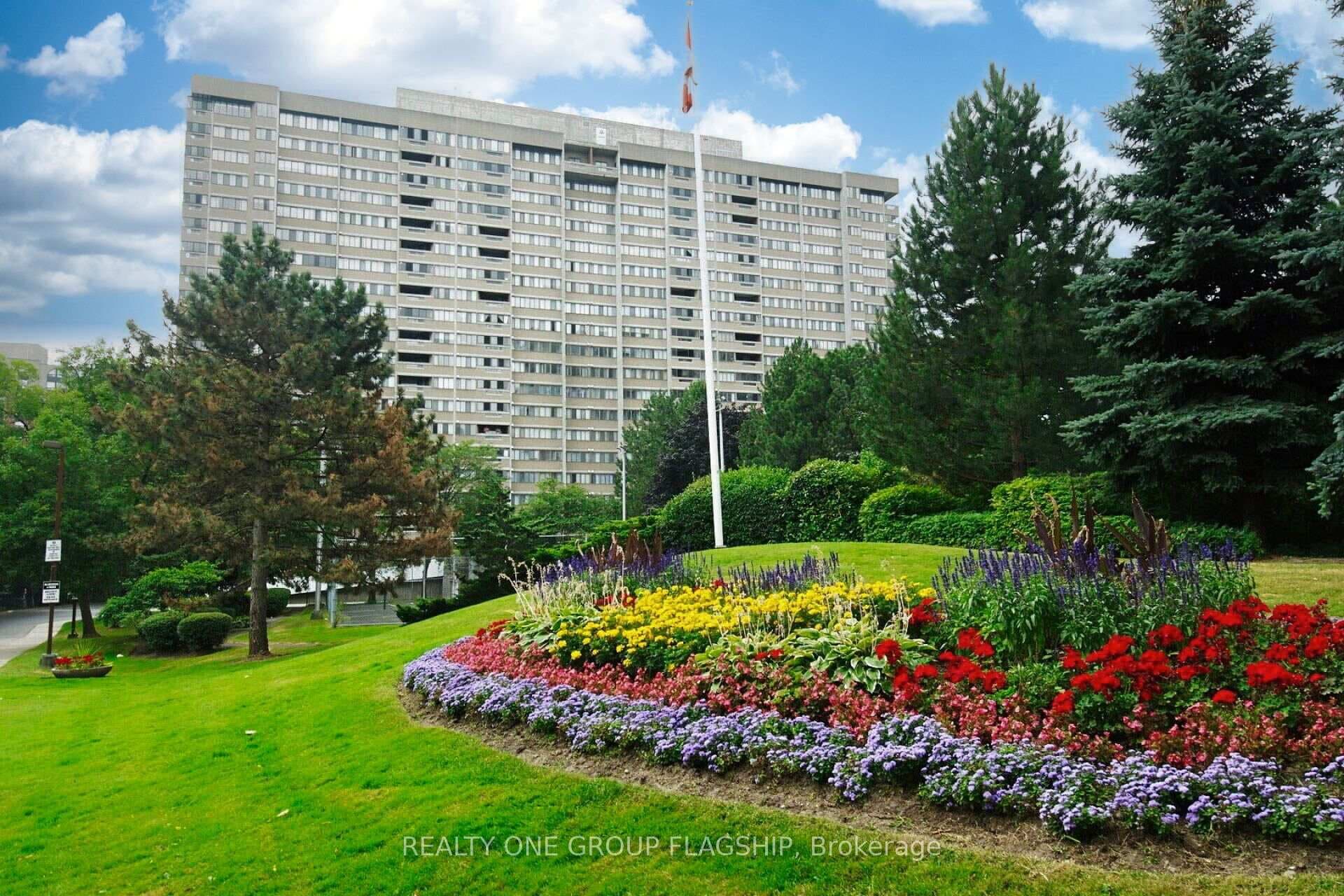 50 Elm Drive Unit 1209 photo 1