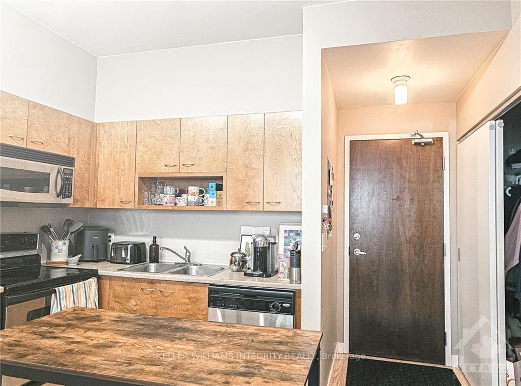 179 GEORGE Street Unit 1809 photo 6