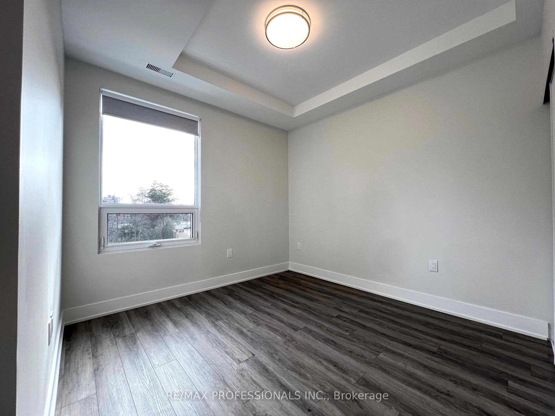 62 Dixfield Drive Unit 102 photo 21