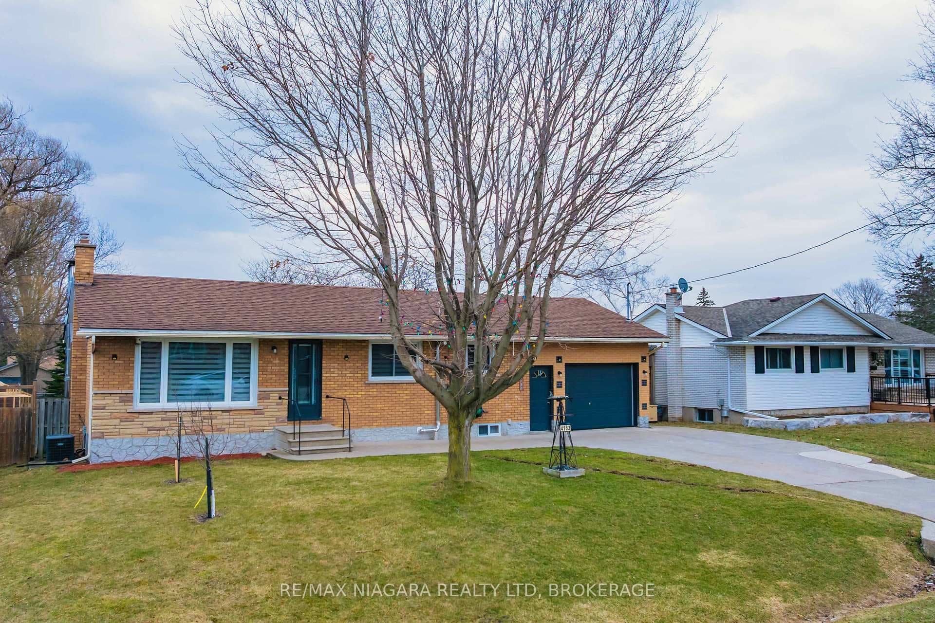 4183 Glenwood Drive photo 2