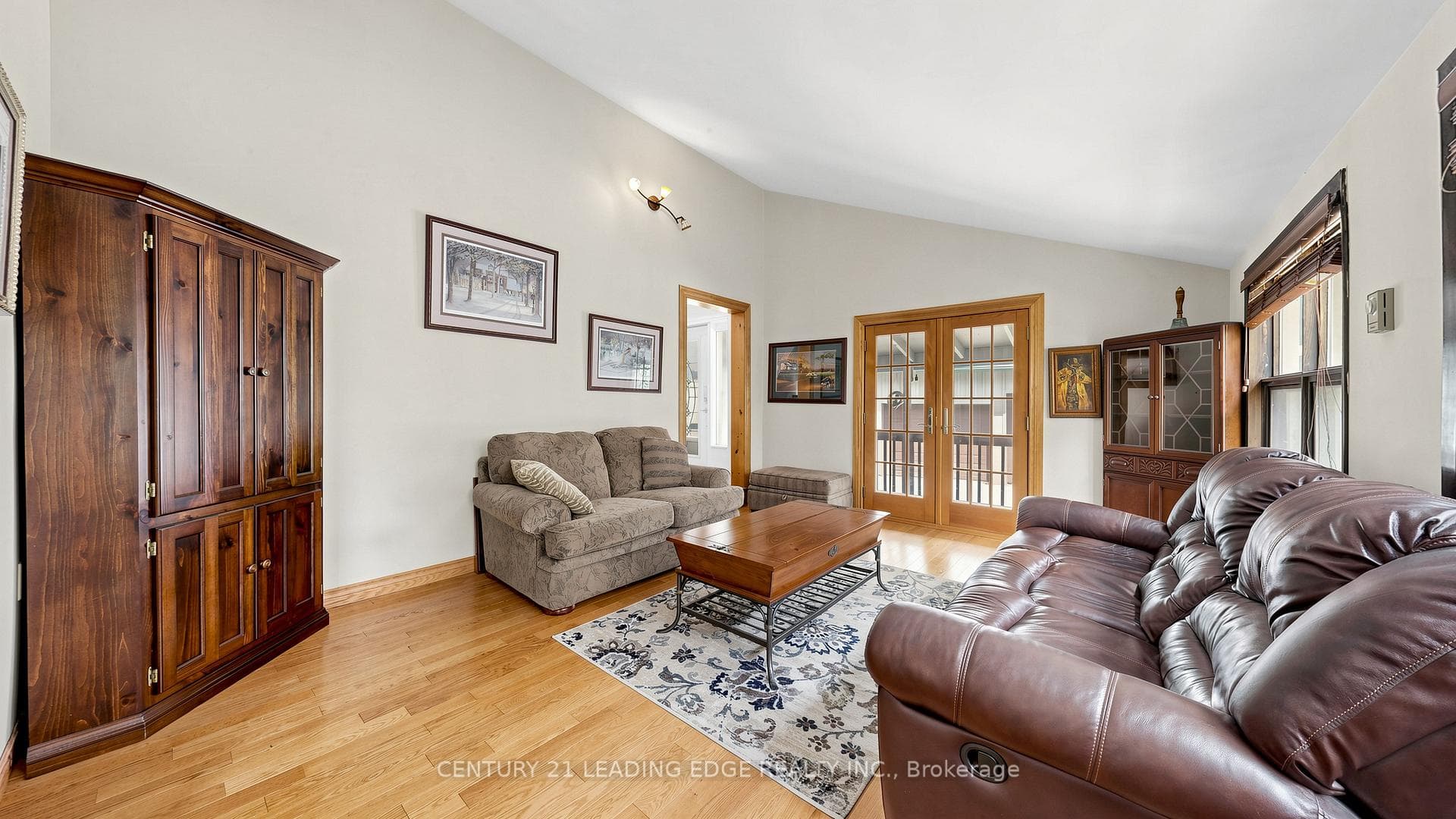6466 Old Homestead Road photo 5