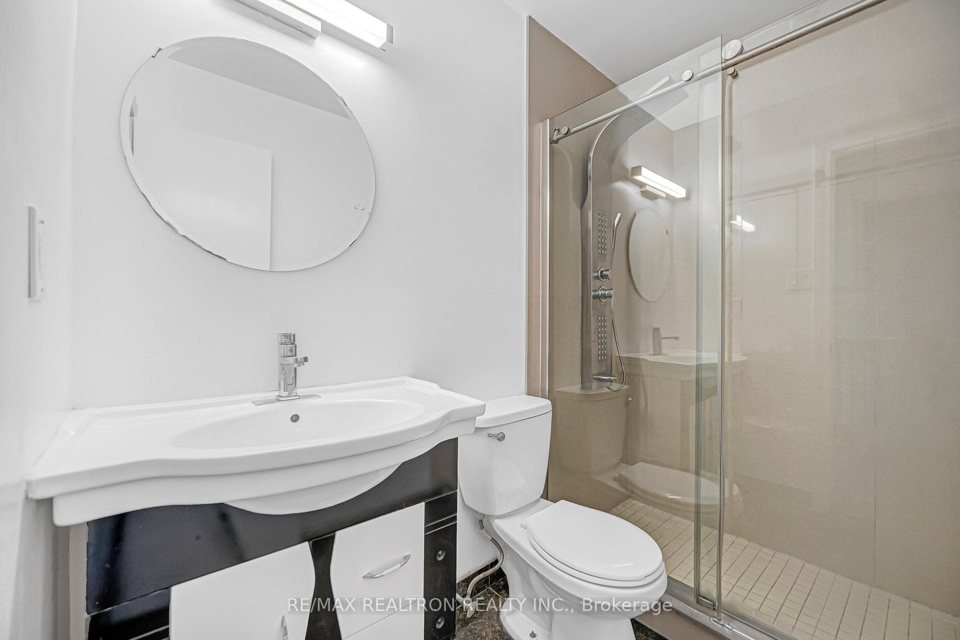 2606 Midland Avenue Unit 3B photo 29