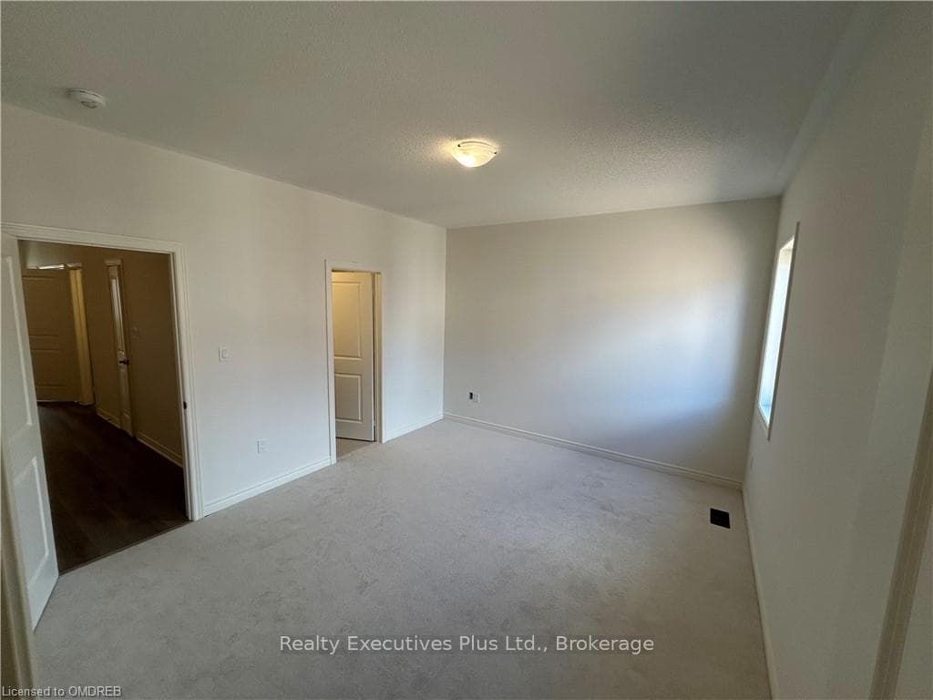 29 GLEDHILL CRESCENT N/A photo 8