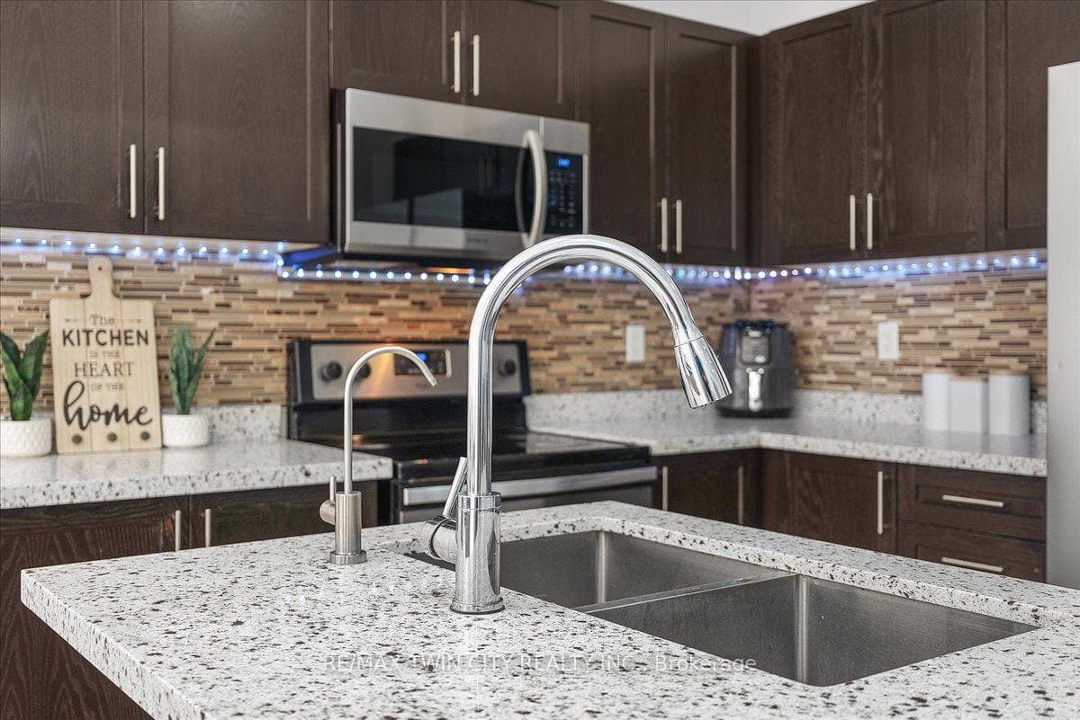 655 Murray Meadows Place photo 10