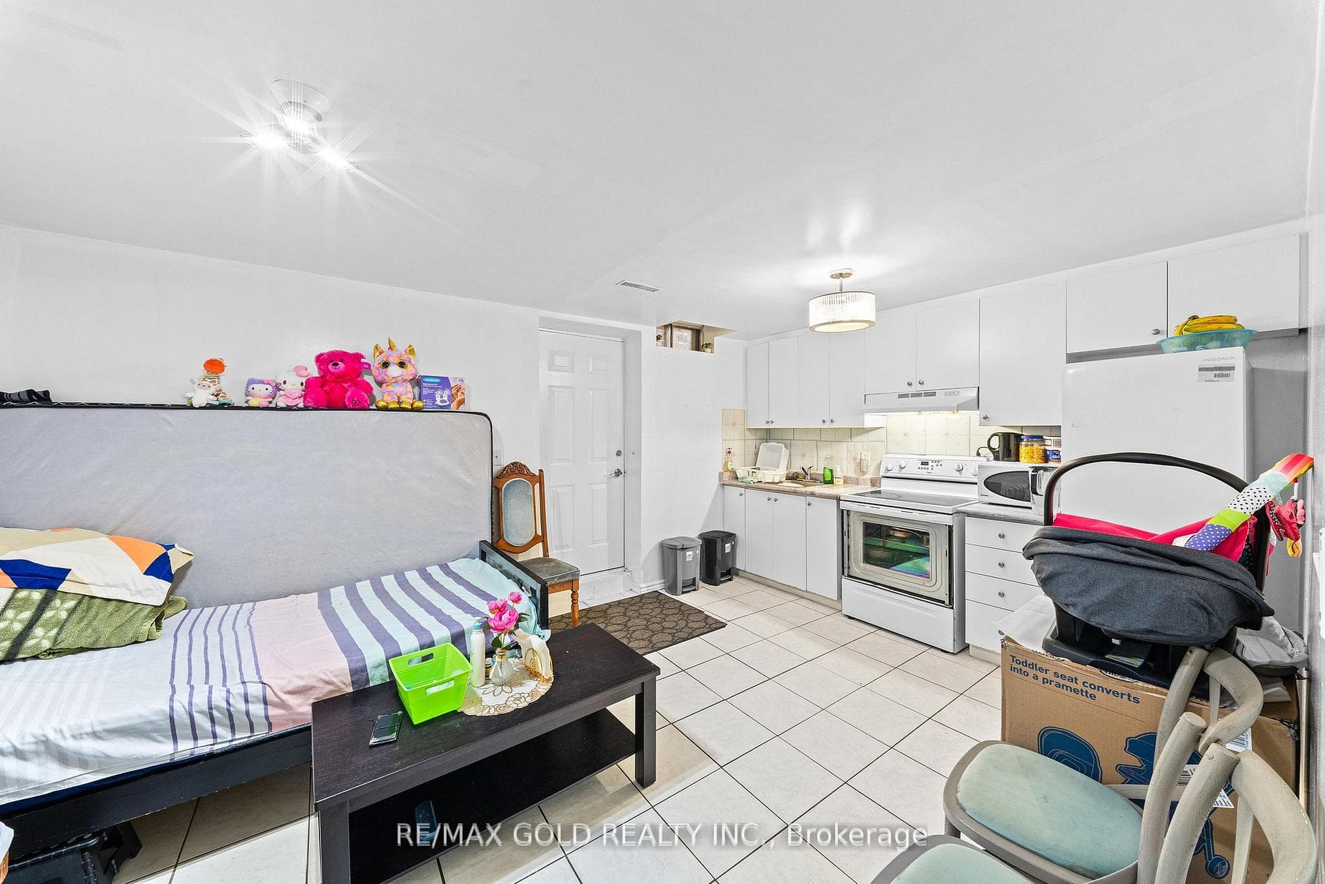 92 Dandelion Road photo 35