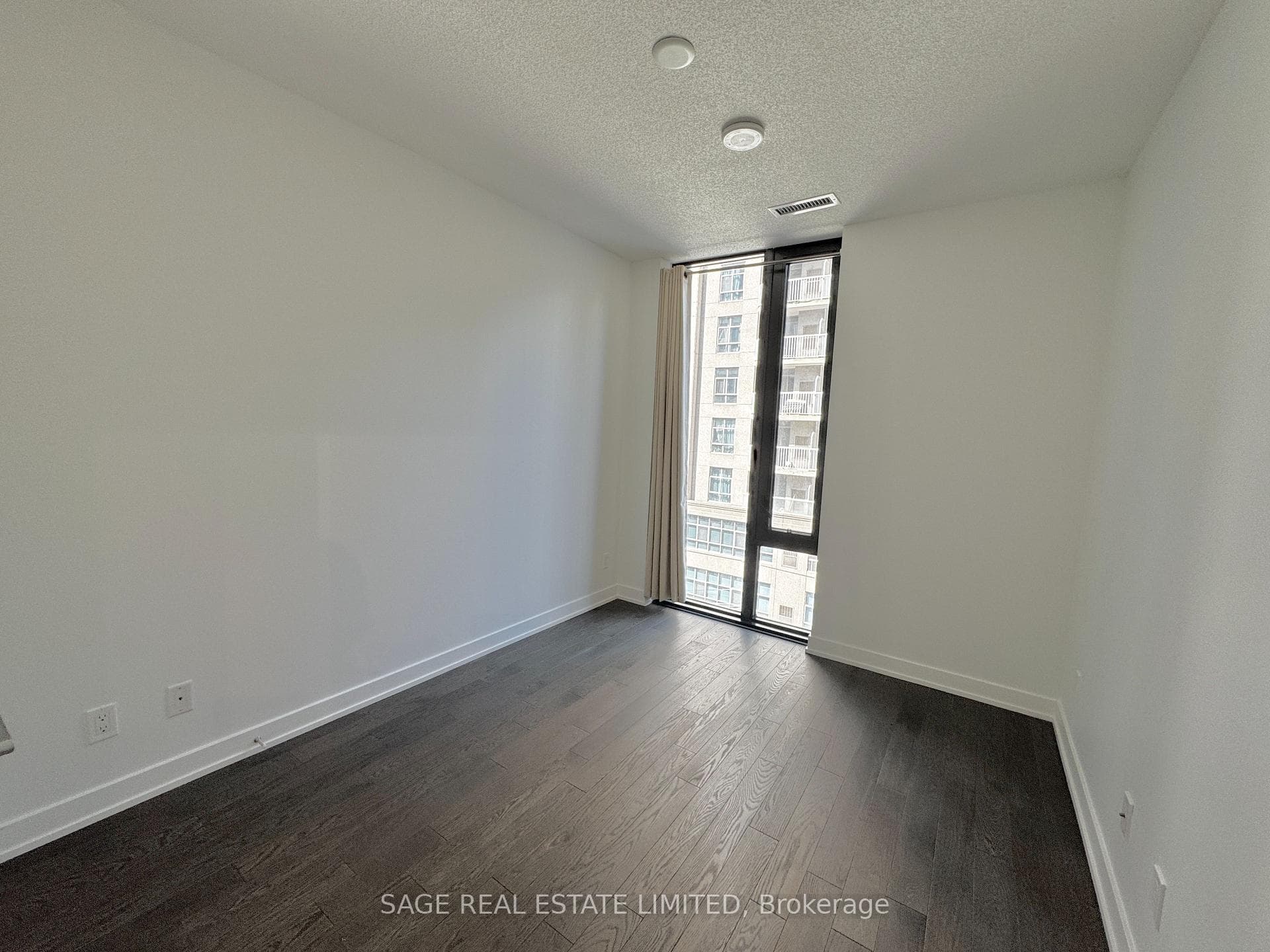 25 Richmond Street Unit 417 photo 17