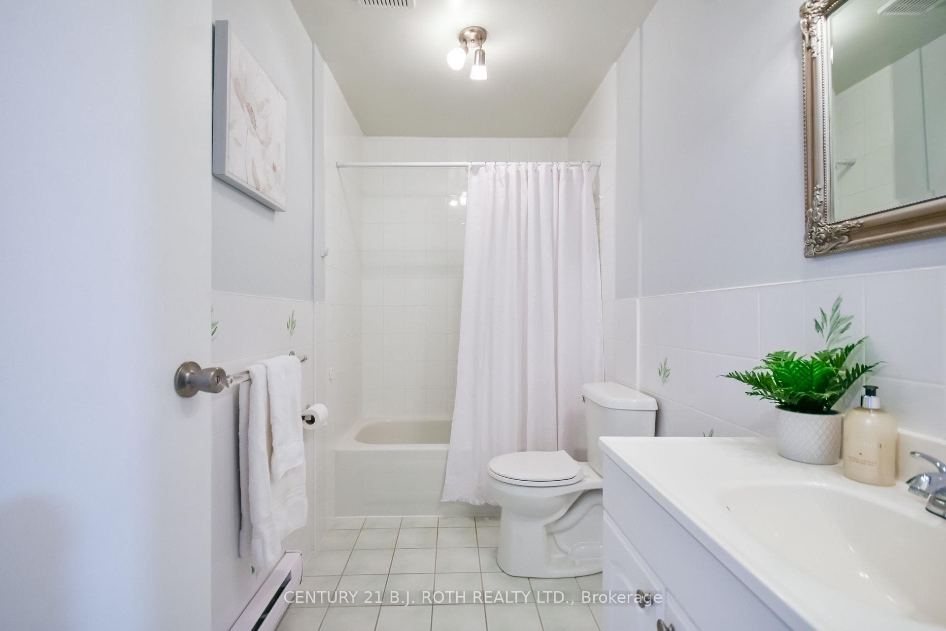 4 piece bathroom