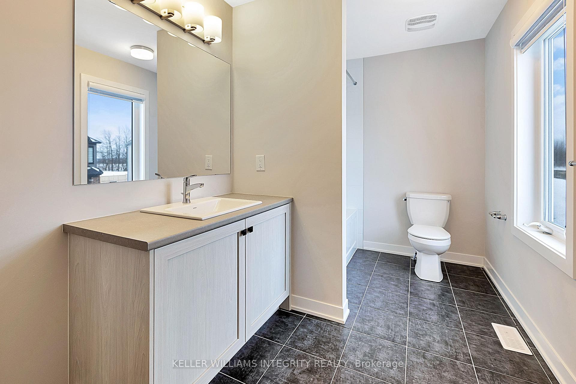 Main Bathroom