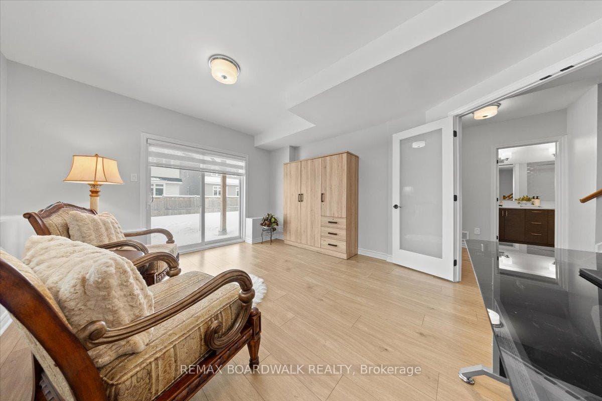 779 Keinouche Place photo 34
