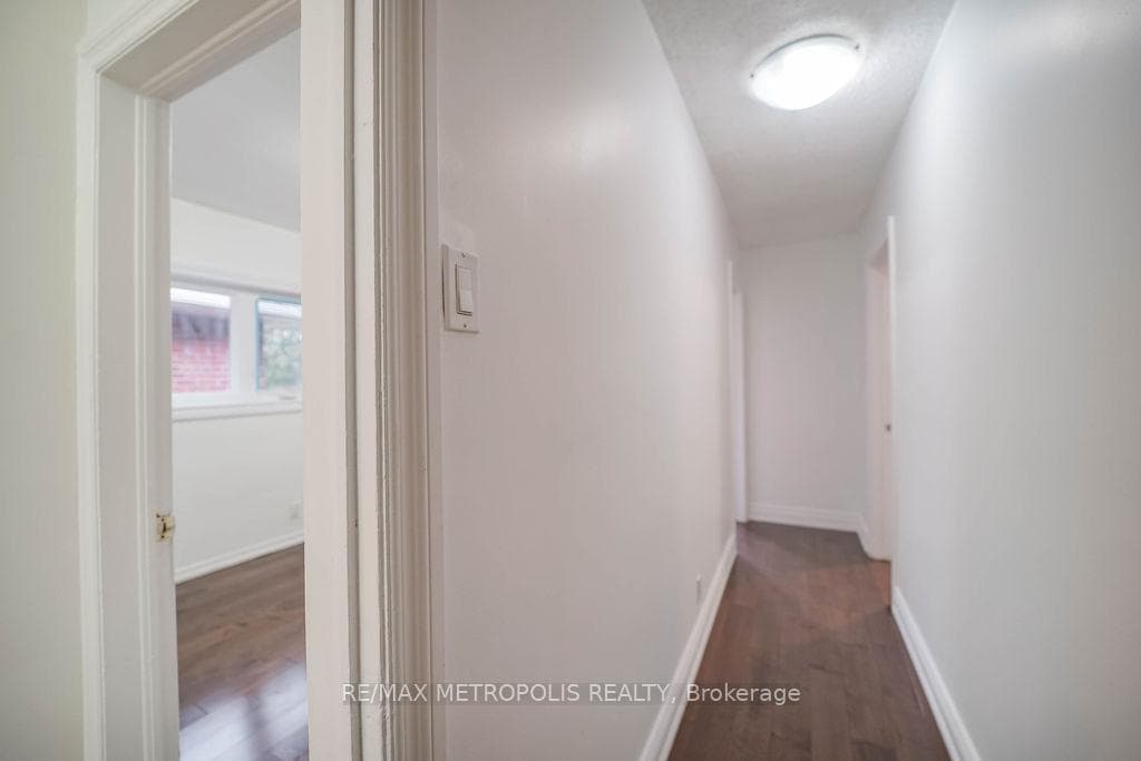 575 Bellamy Road photo 44