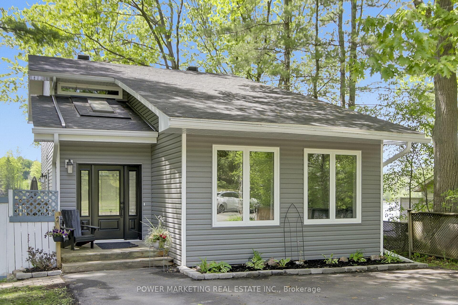 1312 BAYVIEW Drive photo 3