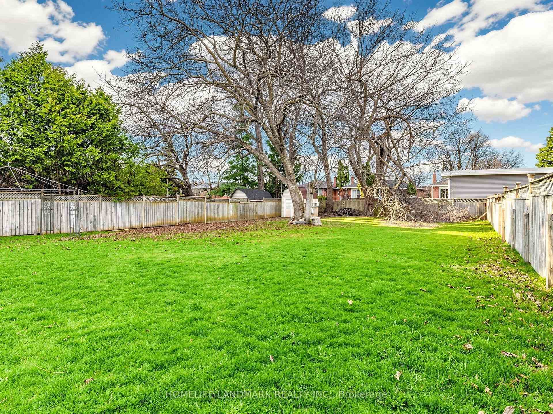 52 Cedar Brae Boulevard photo 48