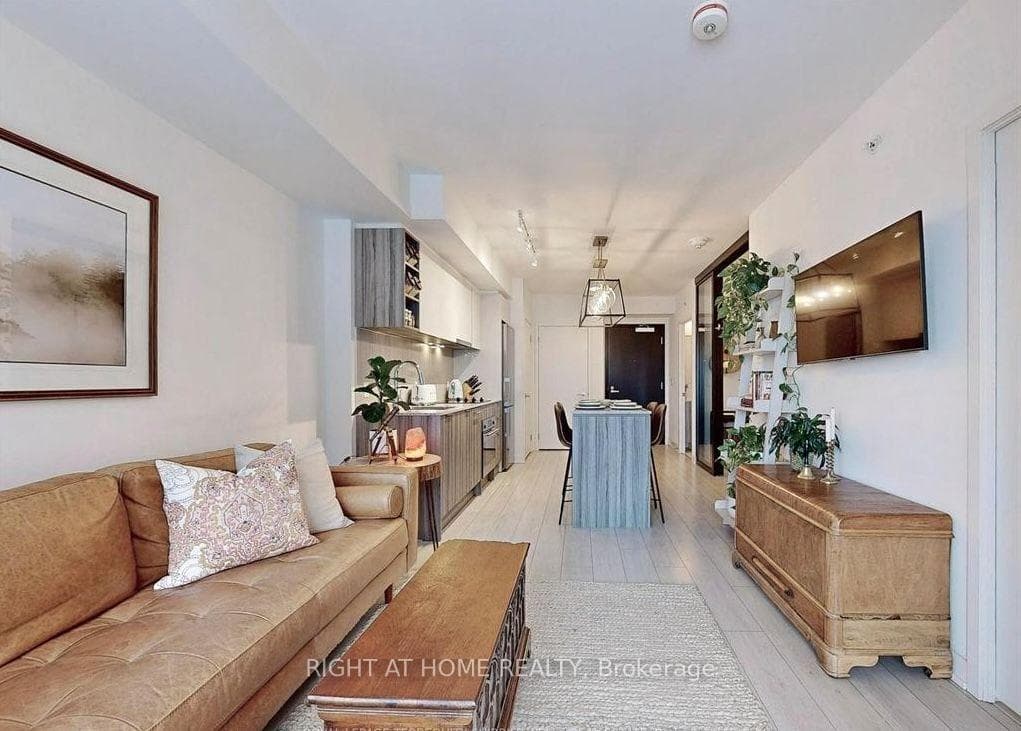 31 Tippett Road Unit #362 photo 7
