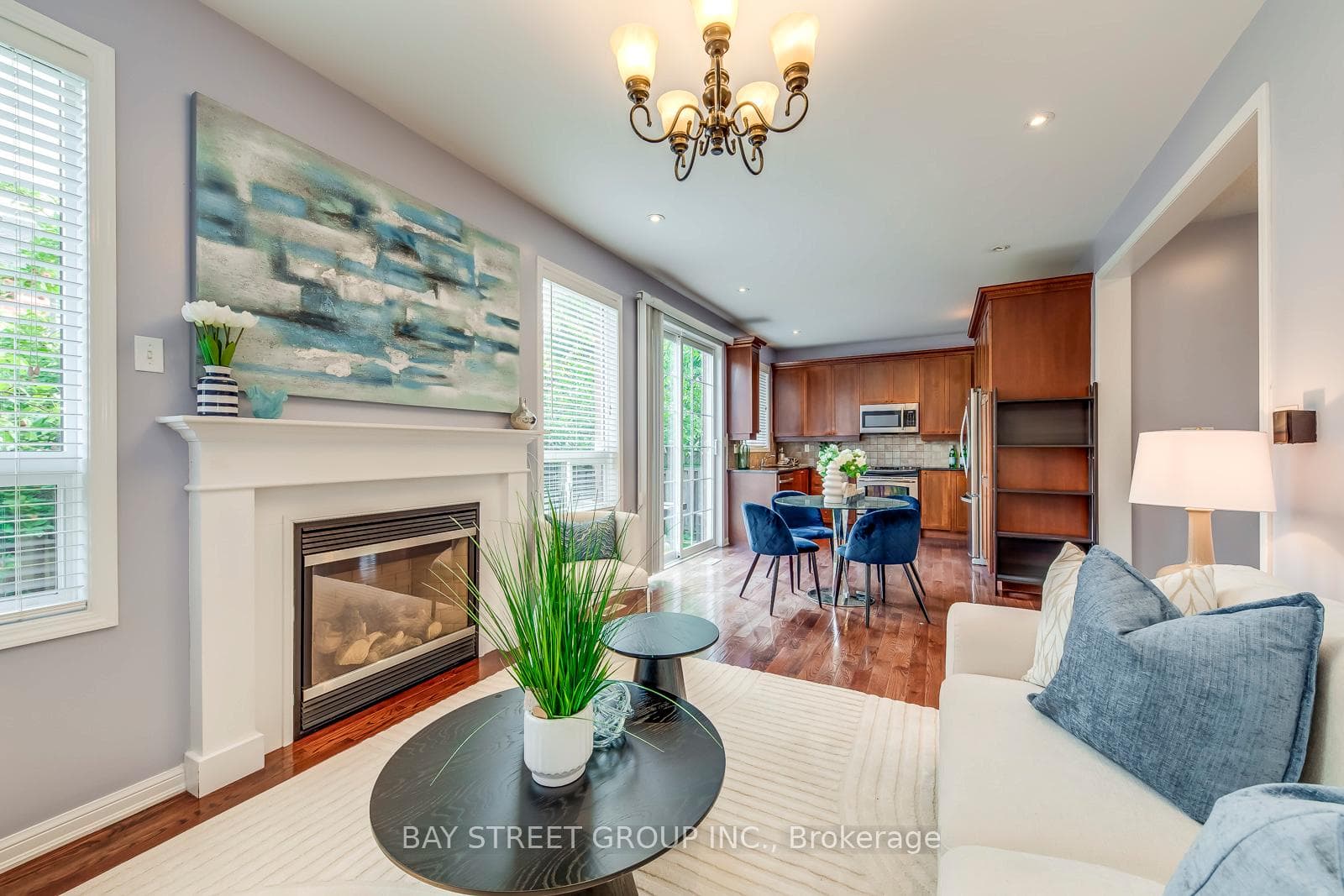 648 Hood Terrace photo 12