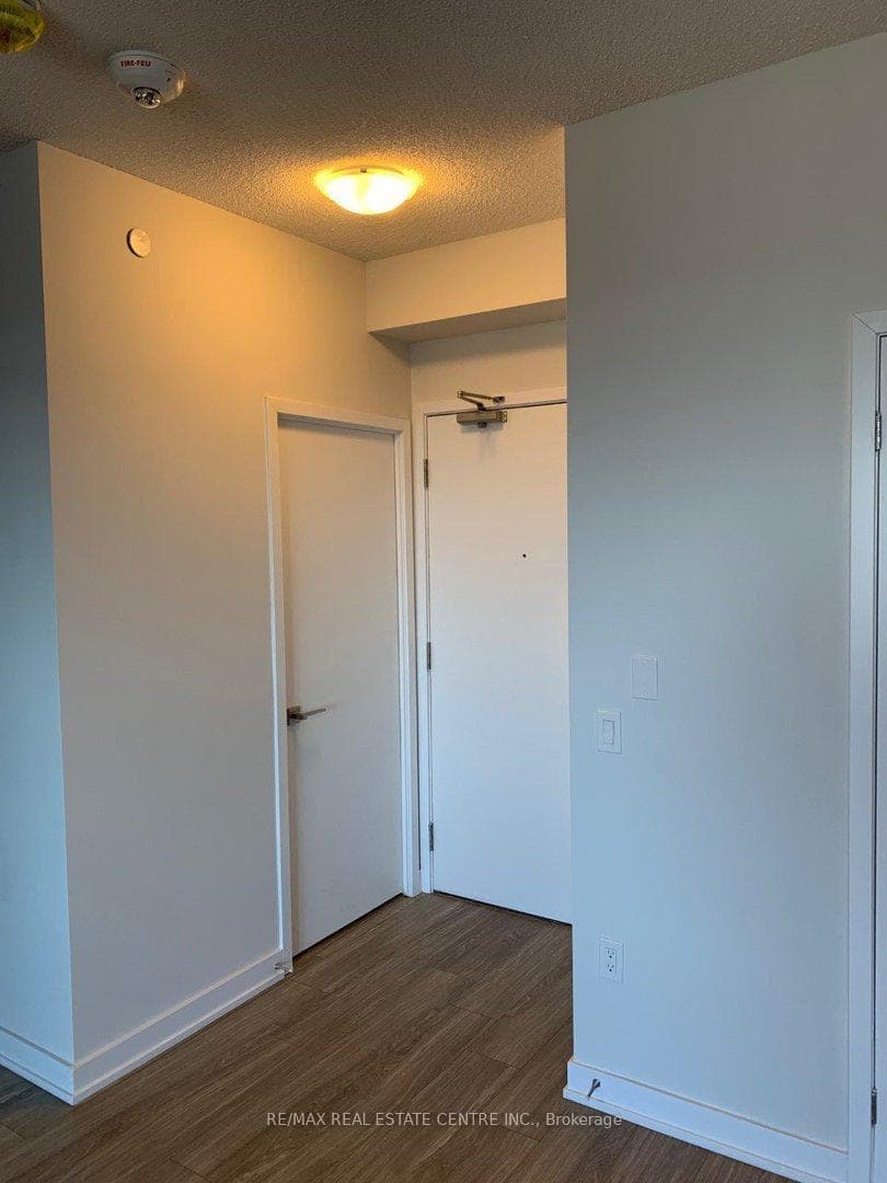 4085 Parkside Village Drive Unit 2003 photo 15