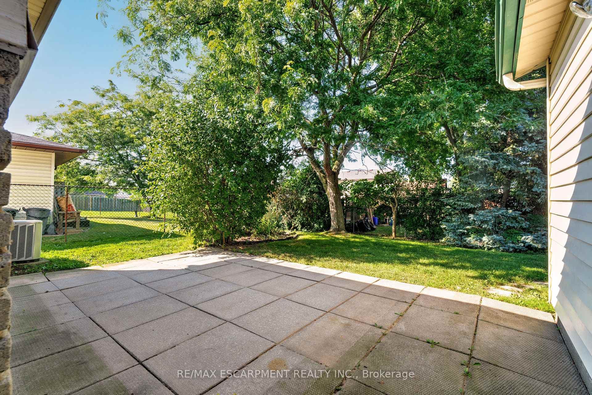 28 Cartier Drive photo 26