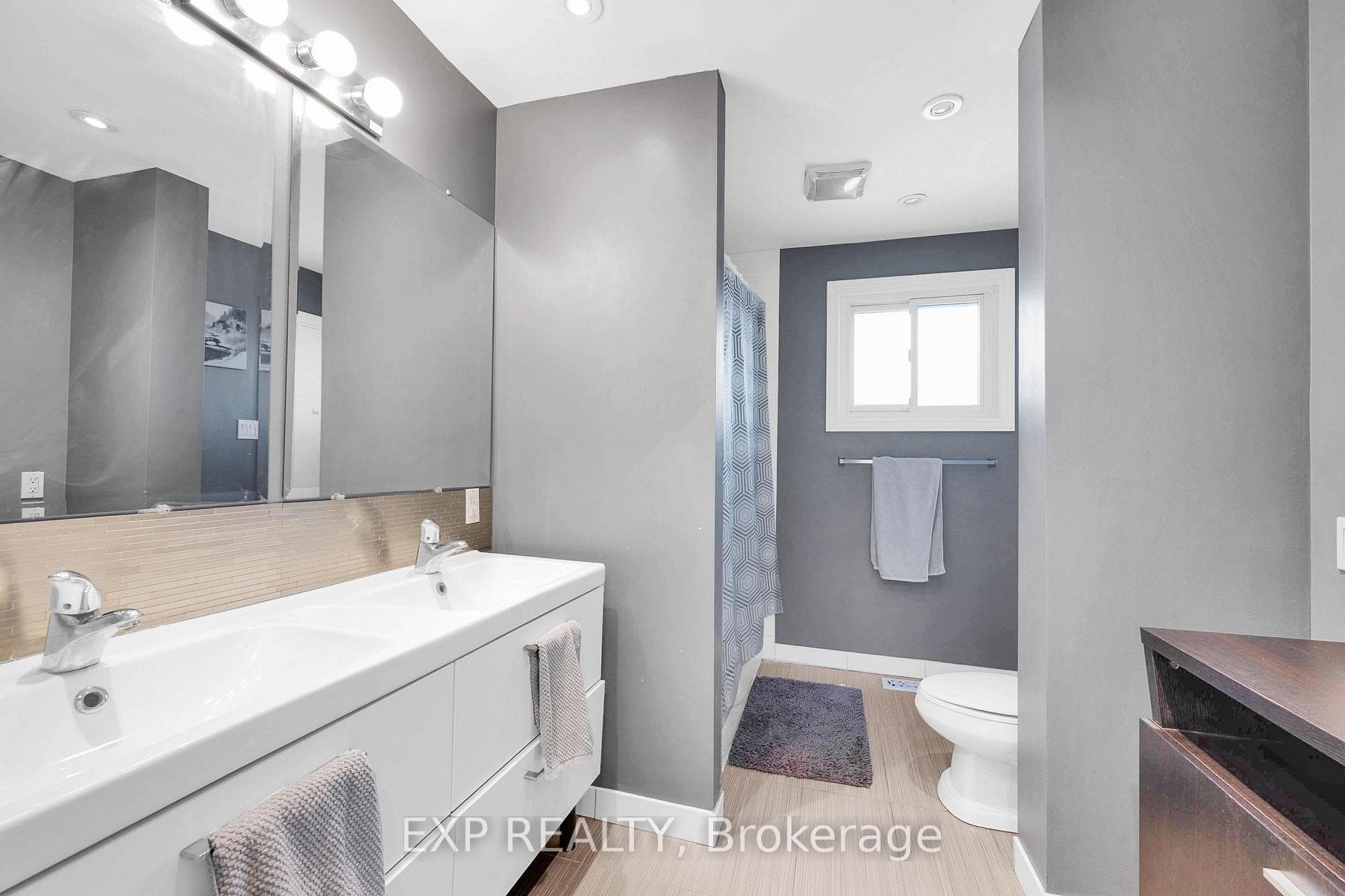 7201 Sigsbee Drive photo 20