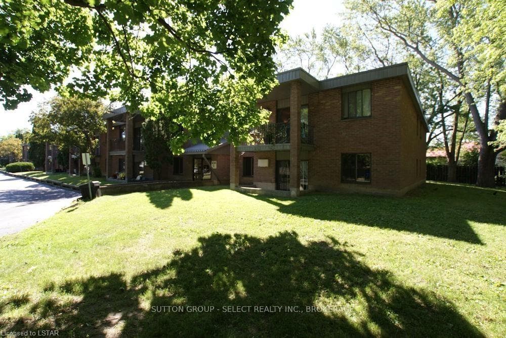 12 MONTGOMERY Drive Unit C205 photo 4