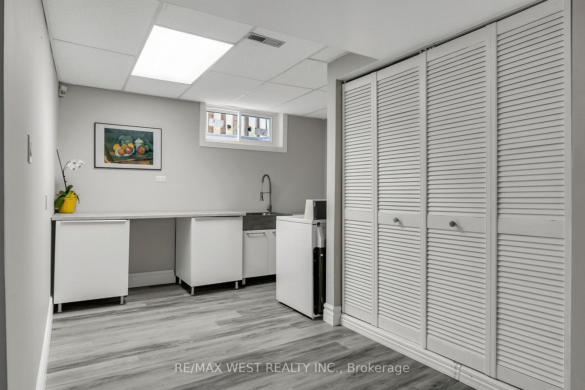 930 Maramis Court photo 43