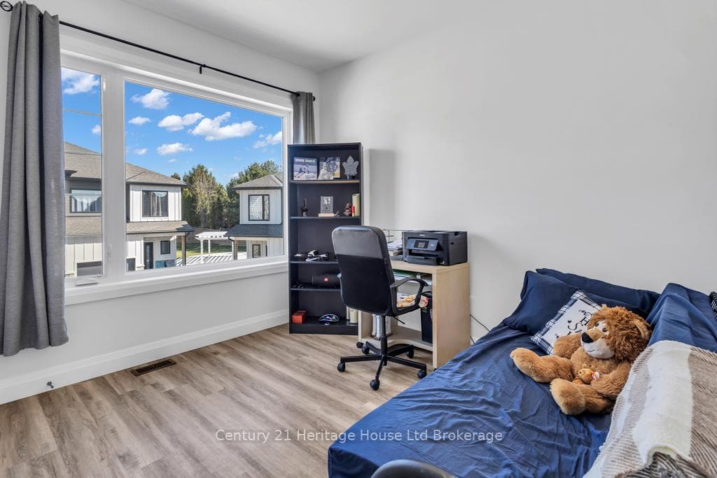 360 Quarter Town Line Unit 401 photo 13