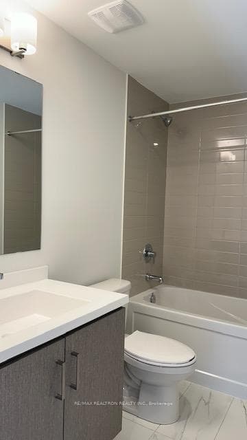 80 Honeycrisp Crescent Unit TH 373 photo 14