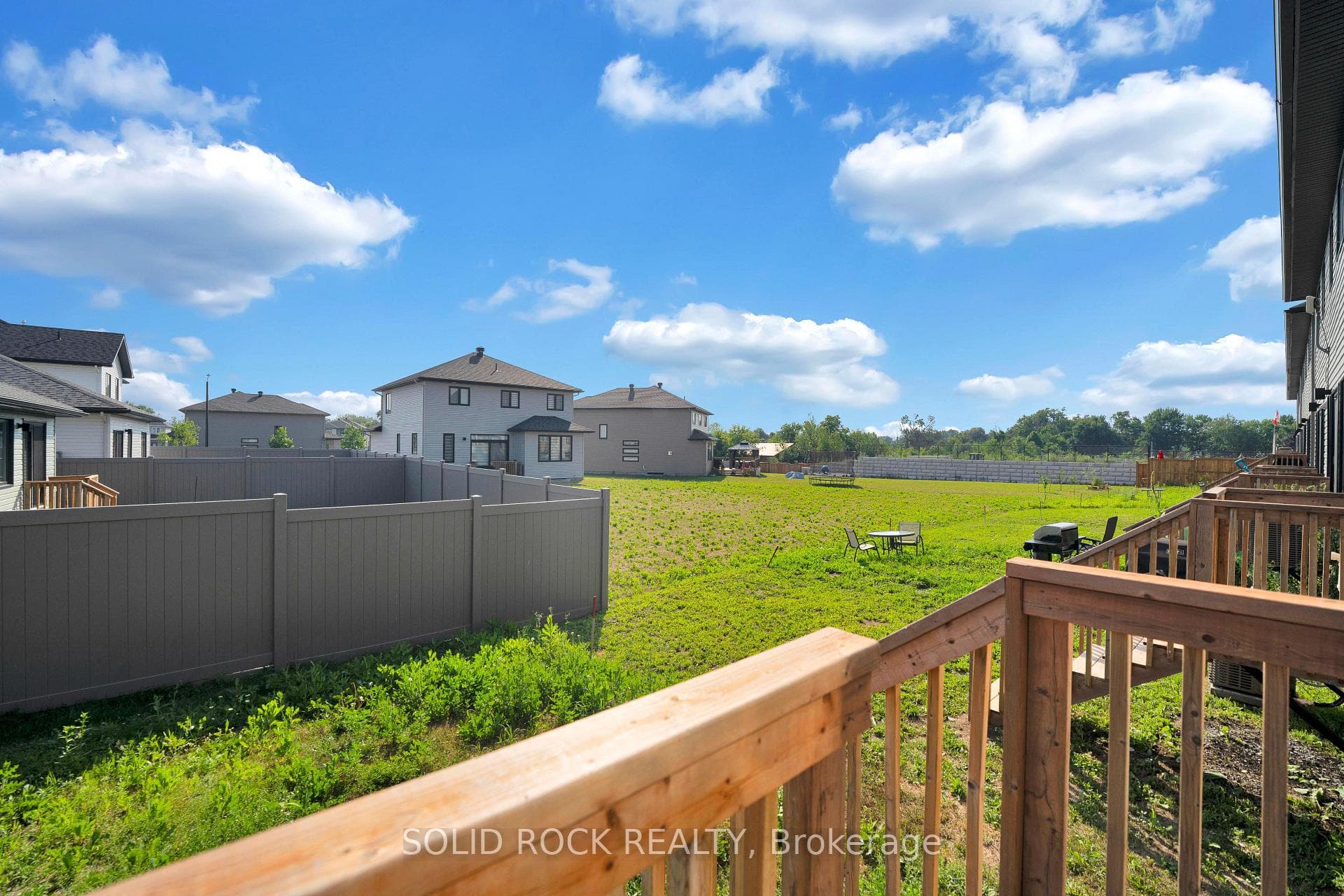 82 O'Donovan Drive photo 27