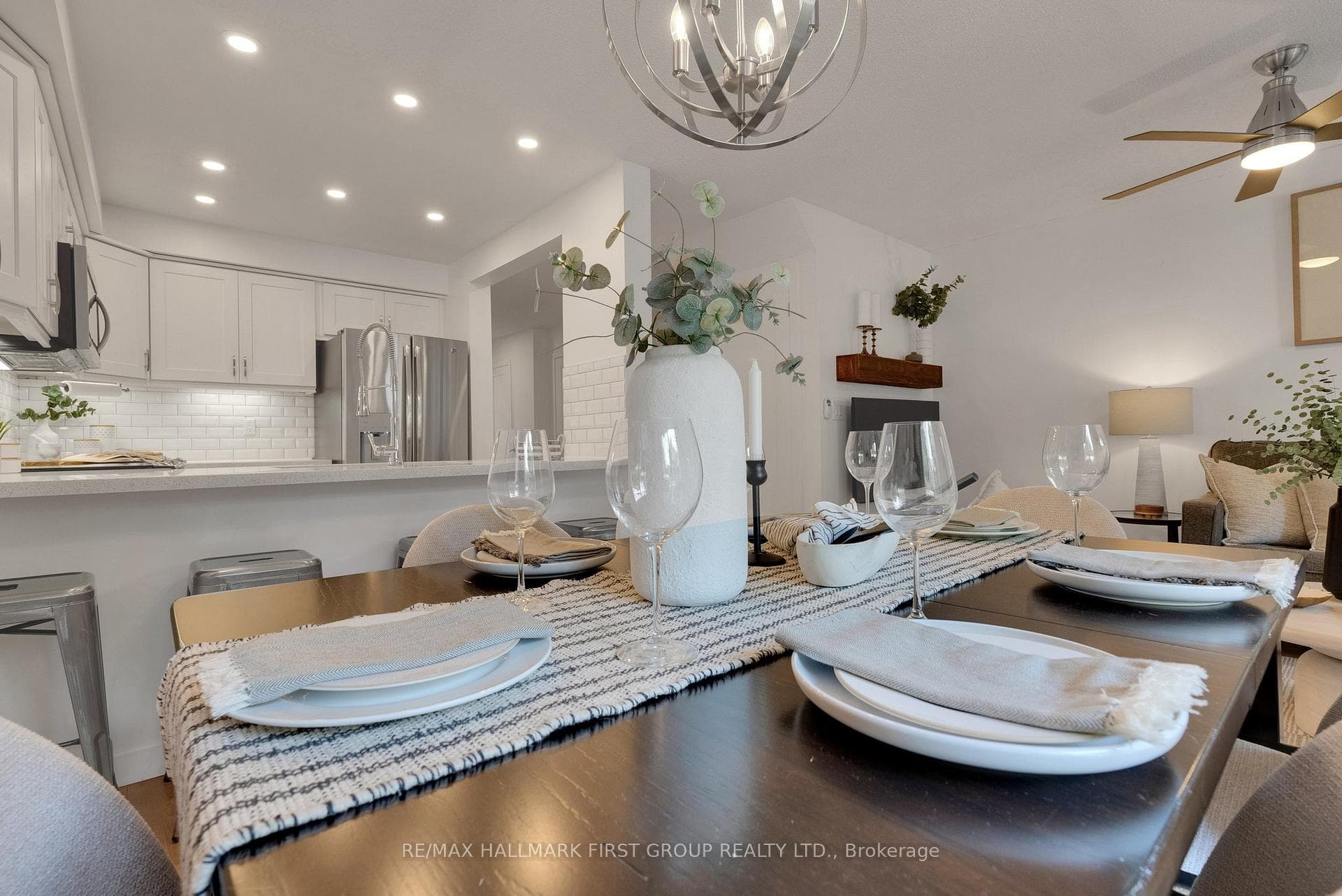 32 Sprucedale Way photo 8