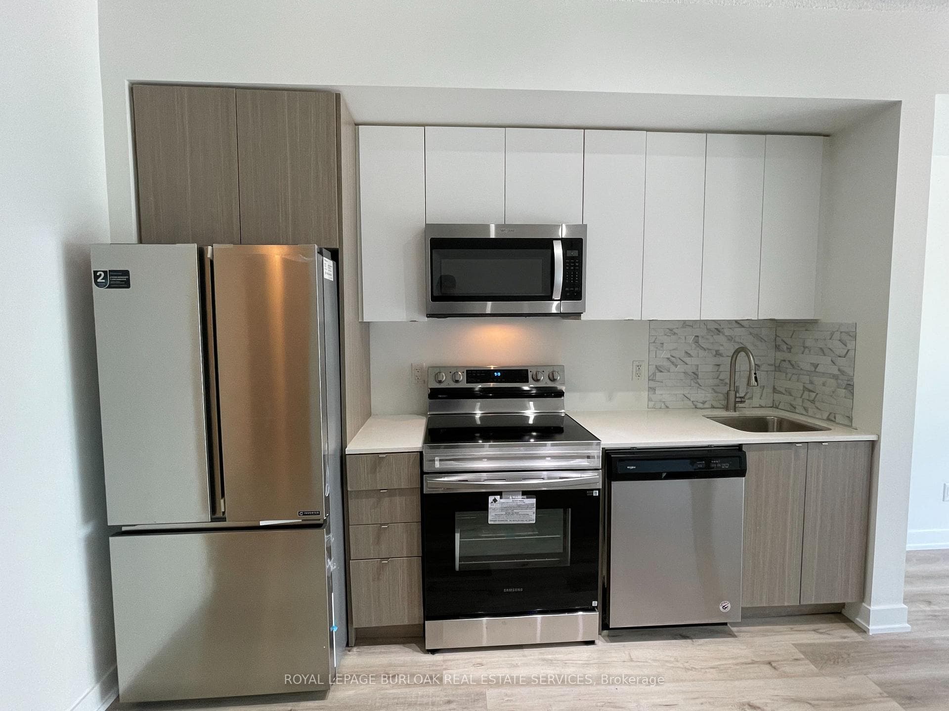 5260 Dundas Street Unit C419 photo 5