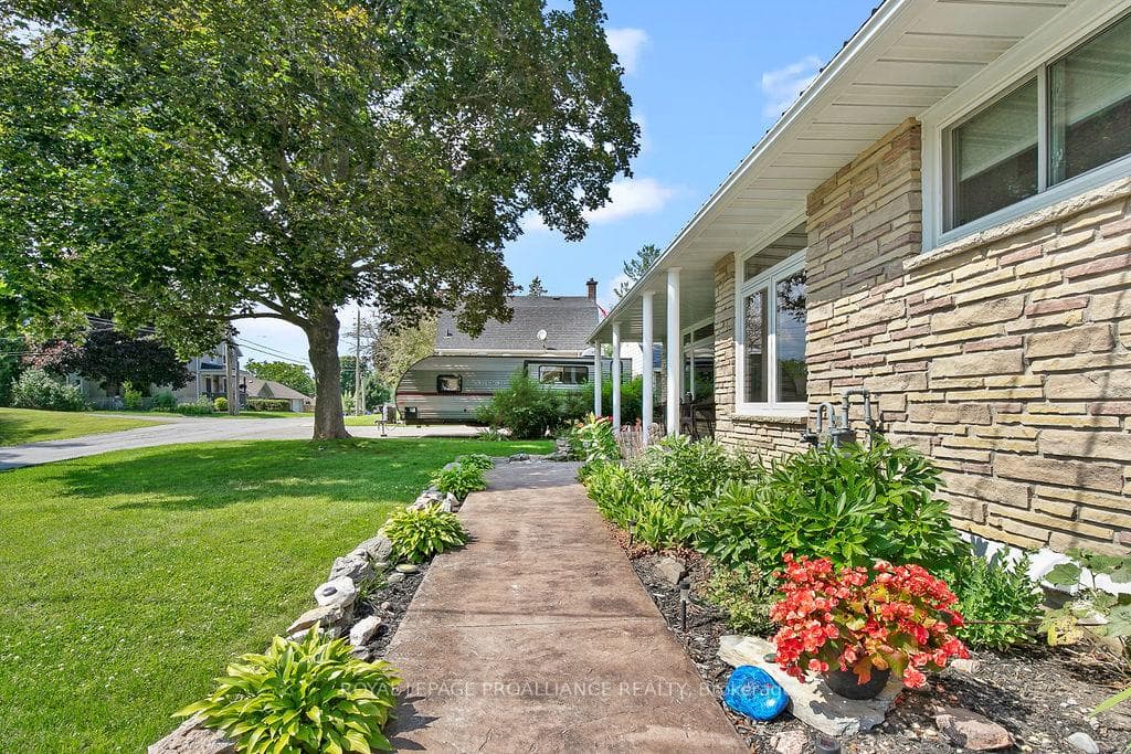 107 John Street photo 5