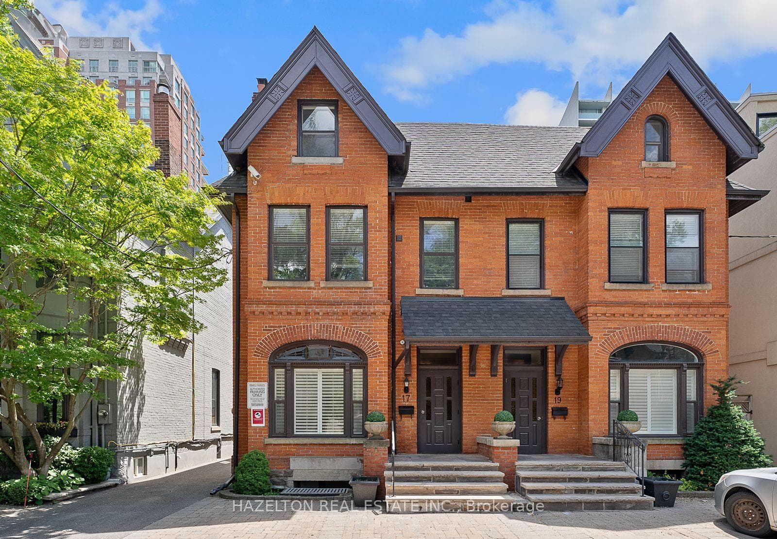 17 Lowther Avenue Unit 1 photo 1