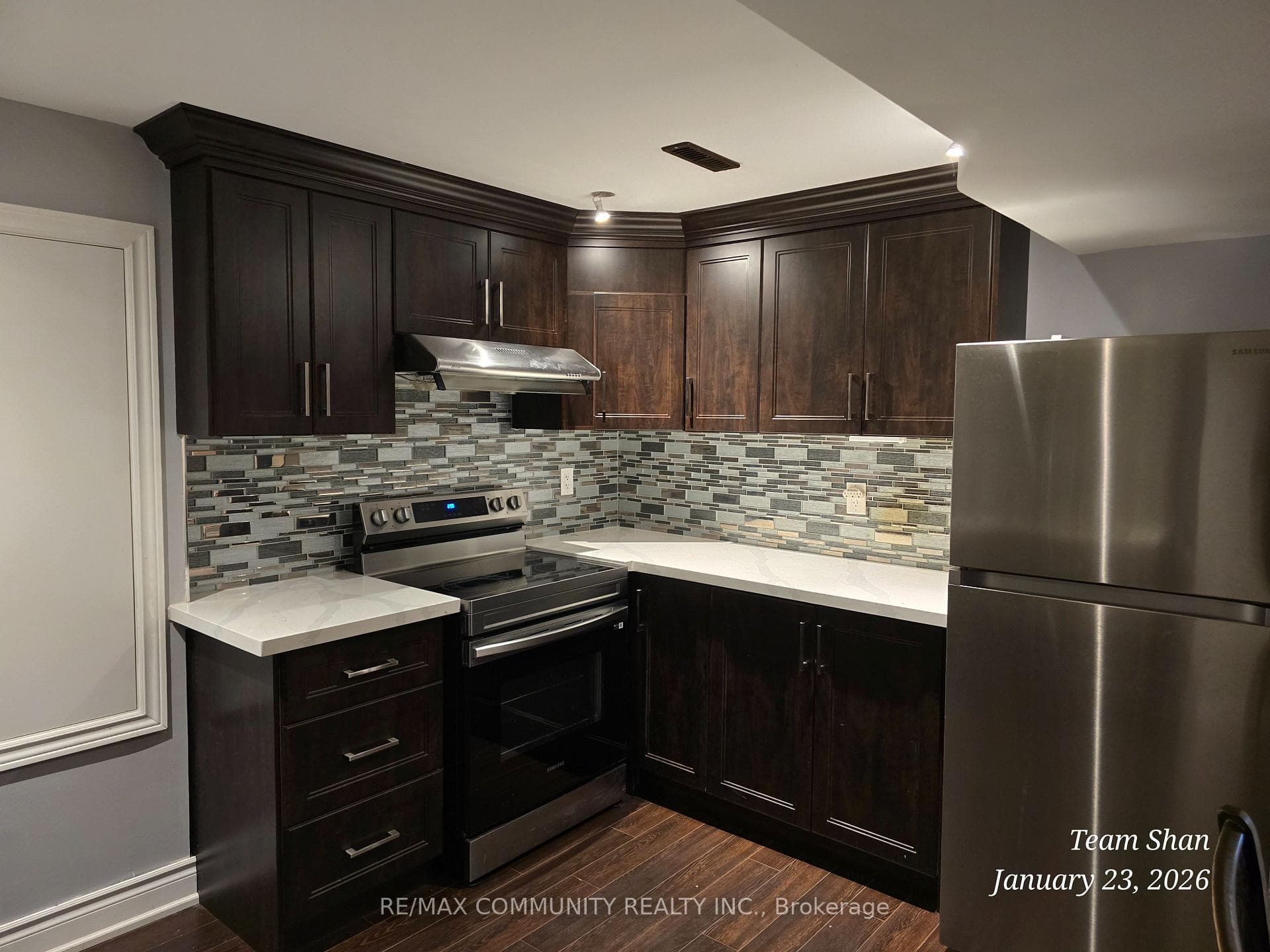 28 Searell Avenue photo 9