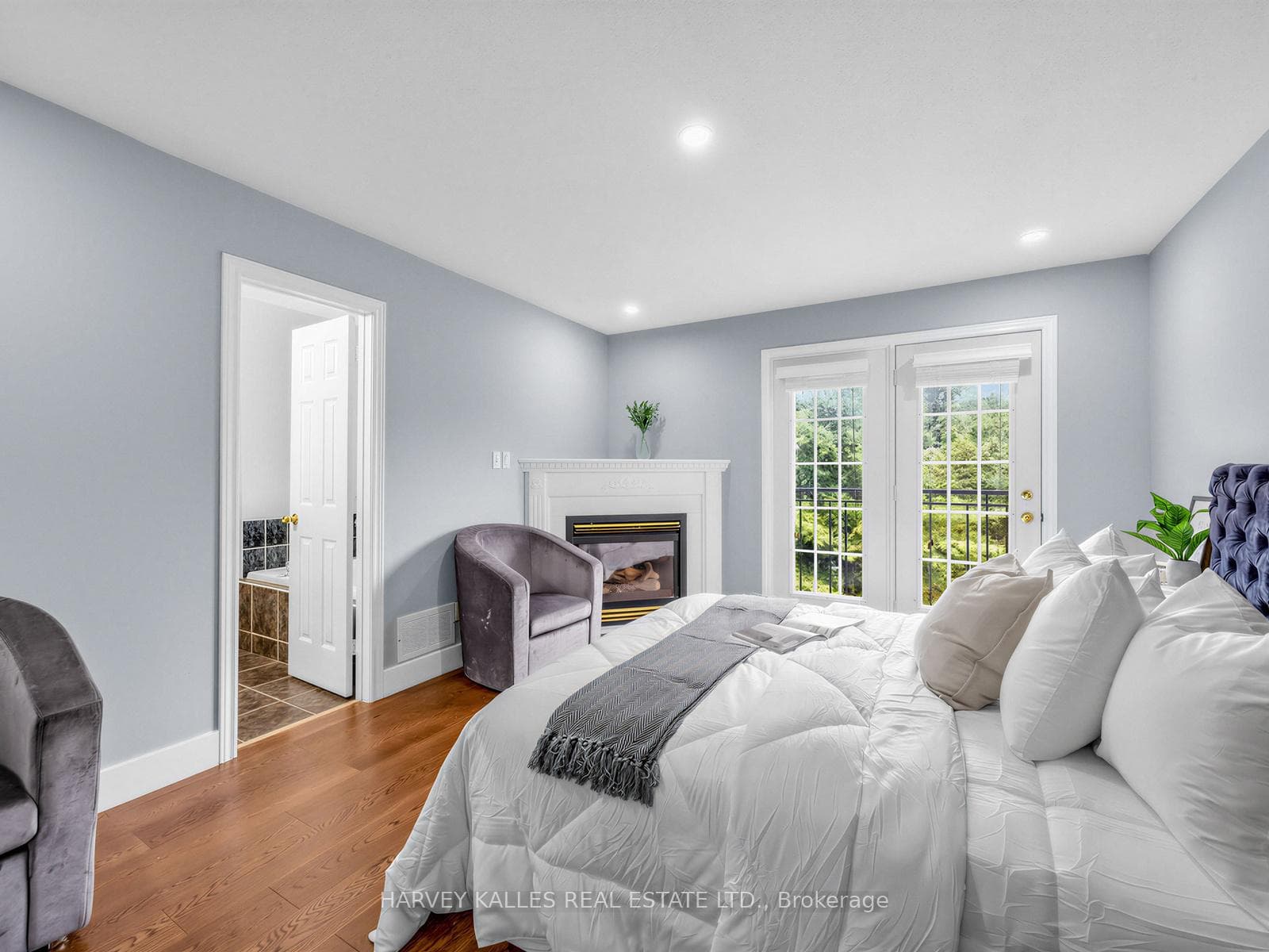 Fireplace/Balcony In Primary Room