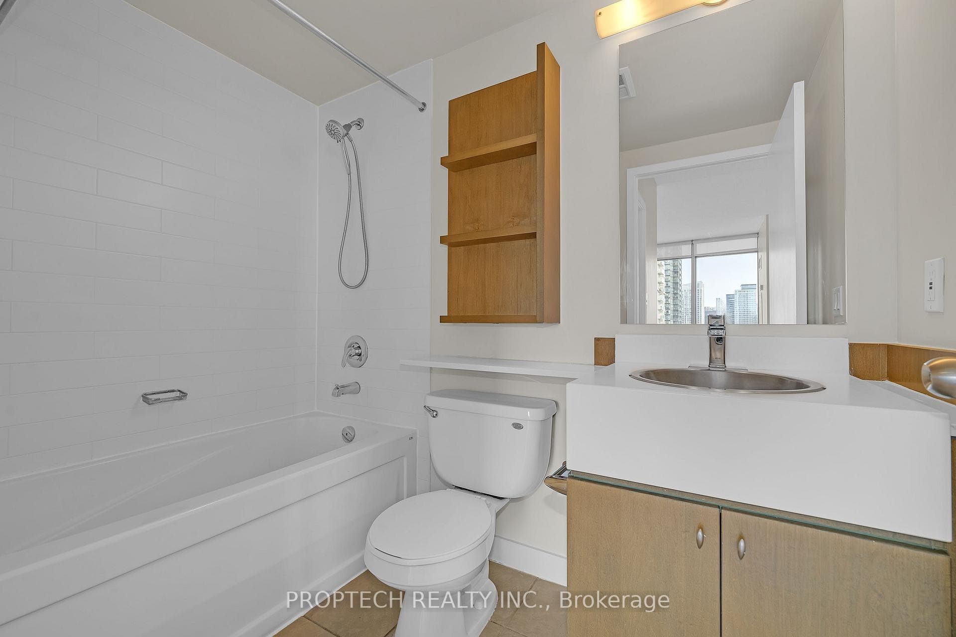 5 Mariner Terrace Unit 2805 photo 13