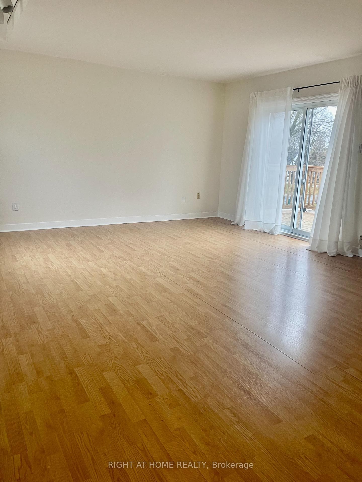 64 Sheldon Avenue photo 11