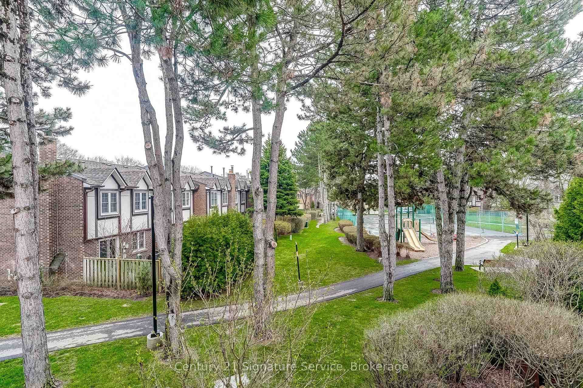 2120 Rathburn Road Unit 22 photo 39