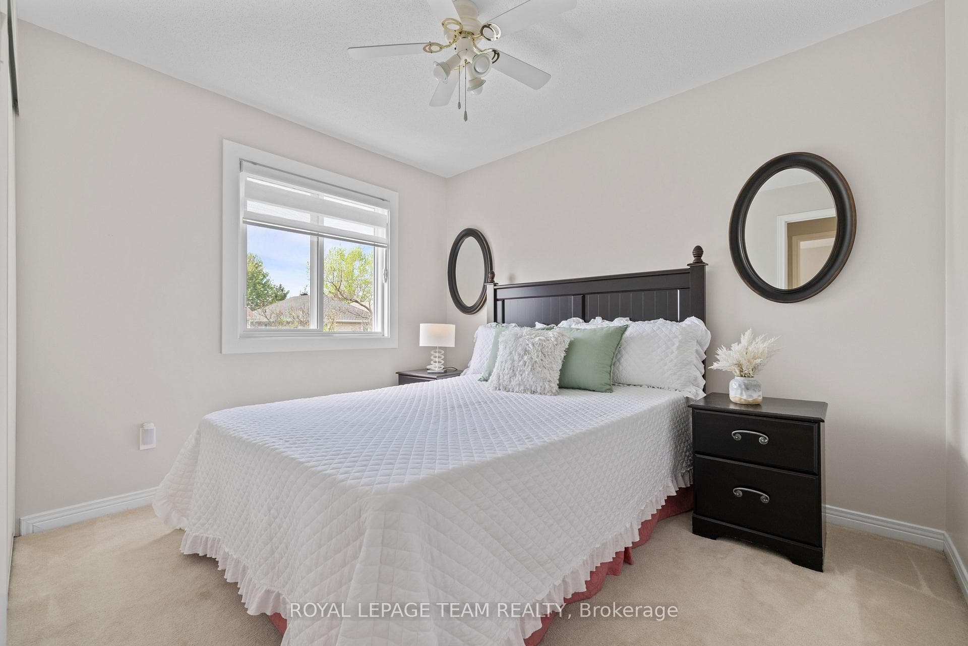 10 Sutcliffe Terrace photo 32