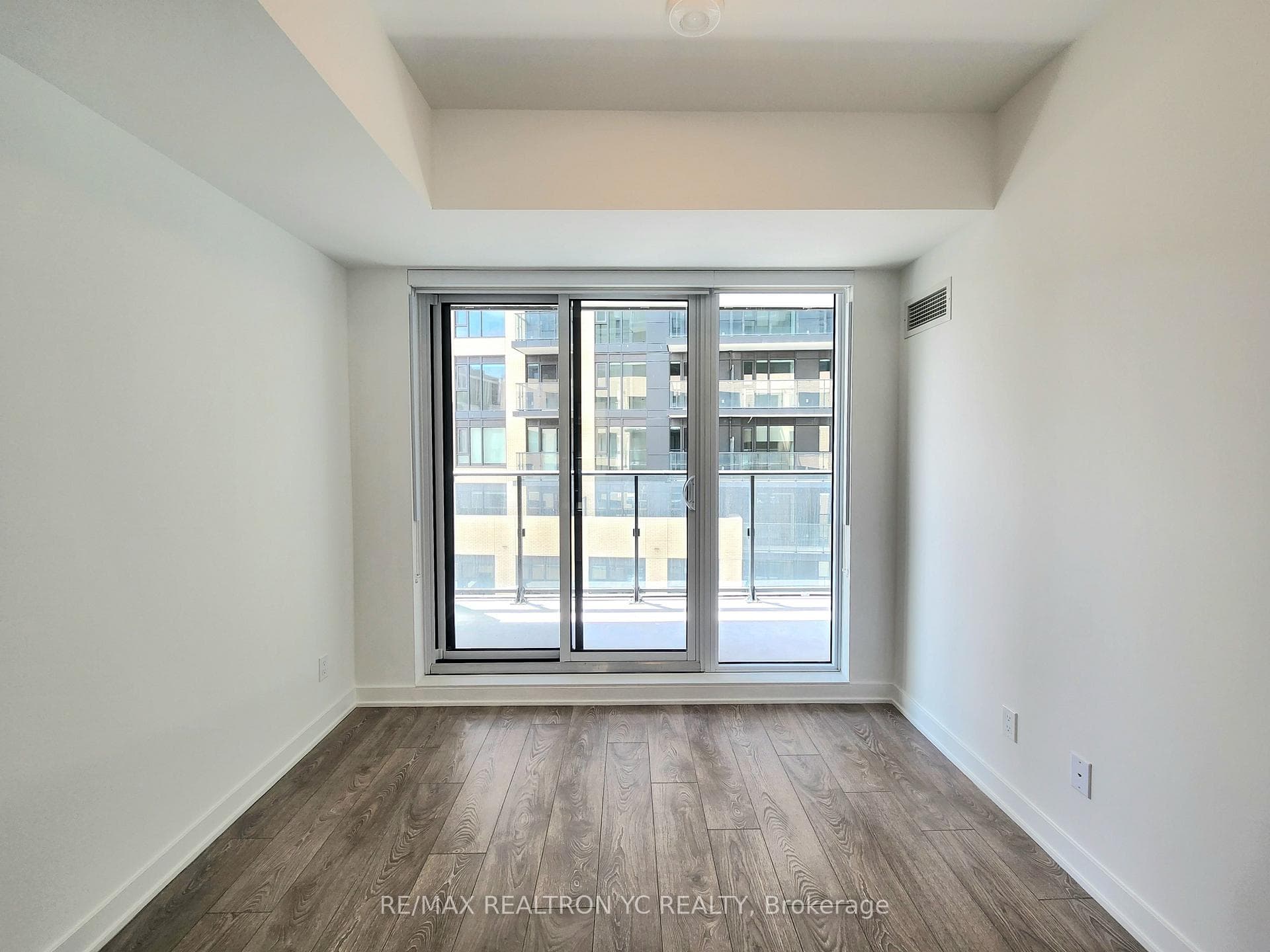 543 Richmond Street Unit 915 photo 5
