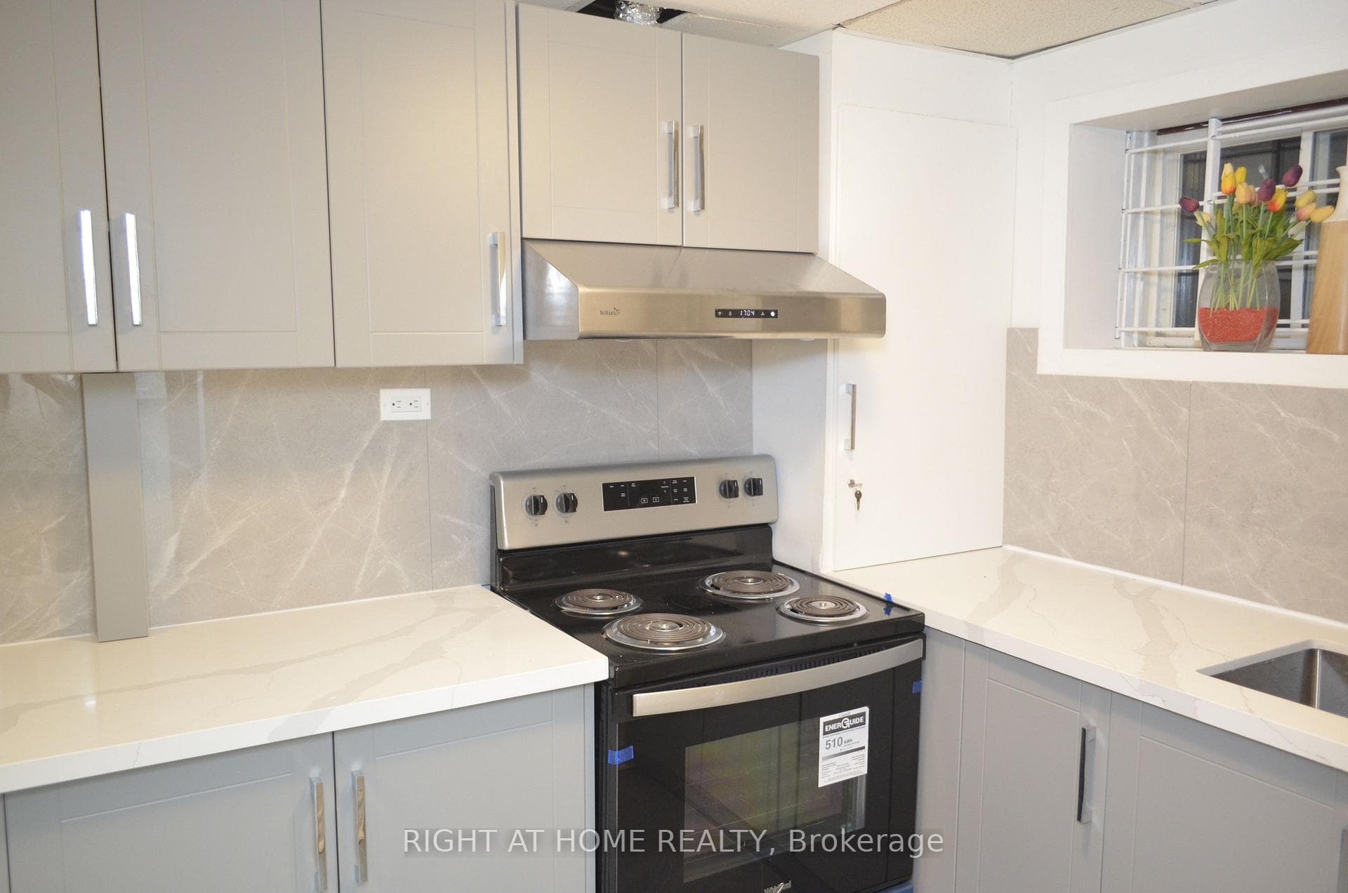 4 Rovinelli Road Unit BSMT photo 7