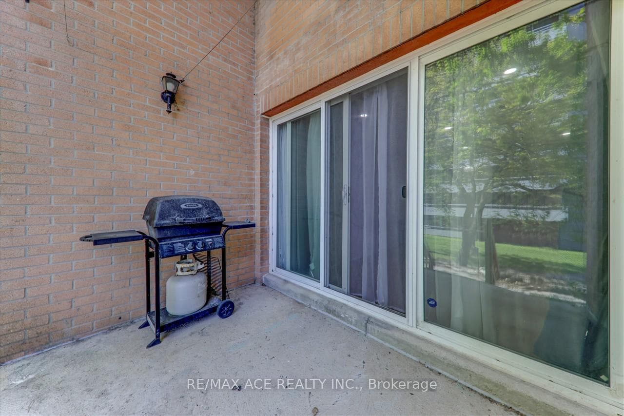 100 Mornelle Court Unit 1031 photo 23
