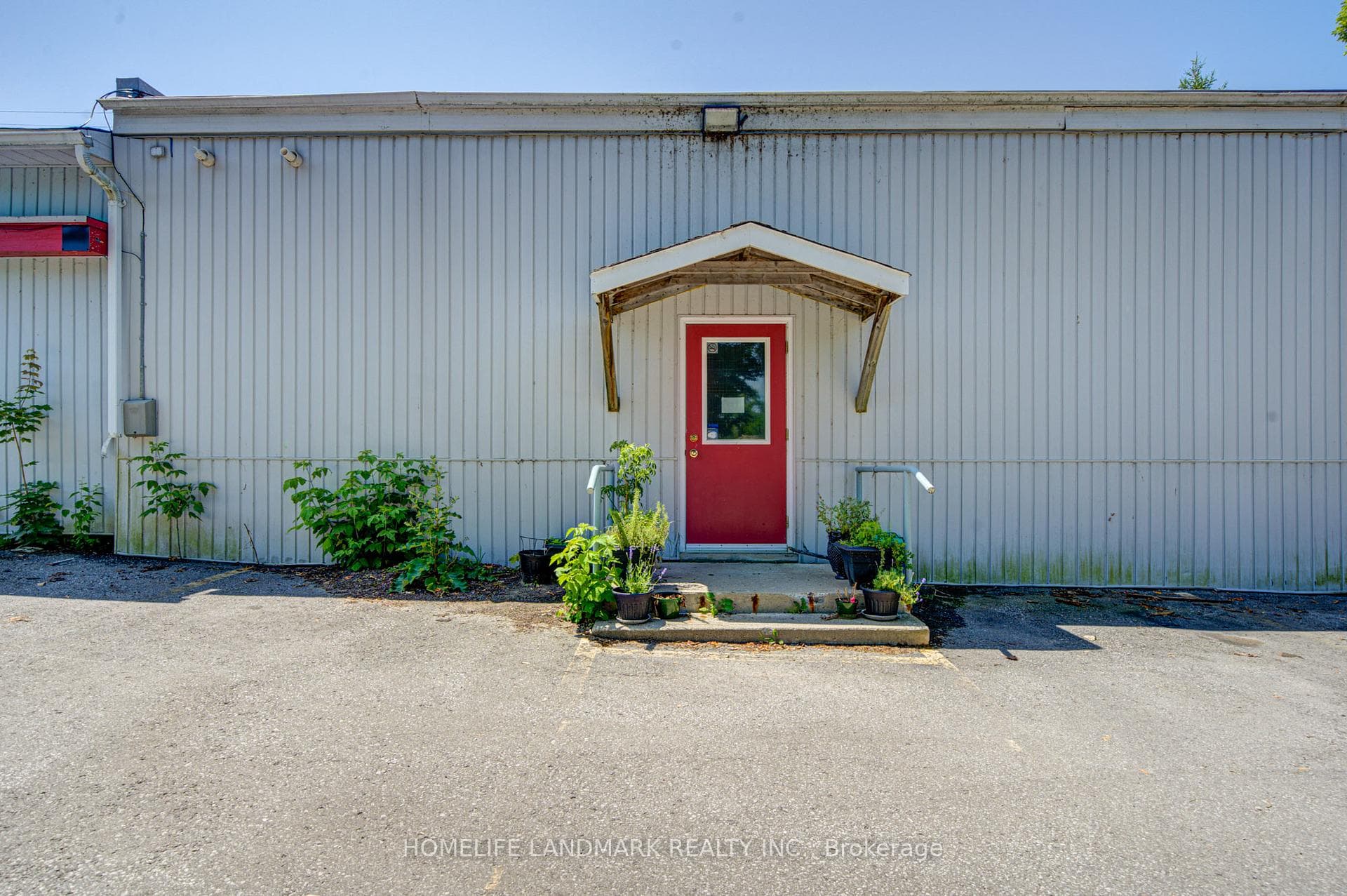 328 Mill Street photo 18