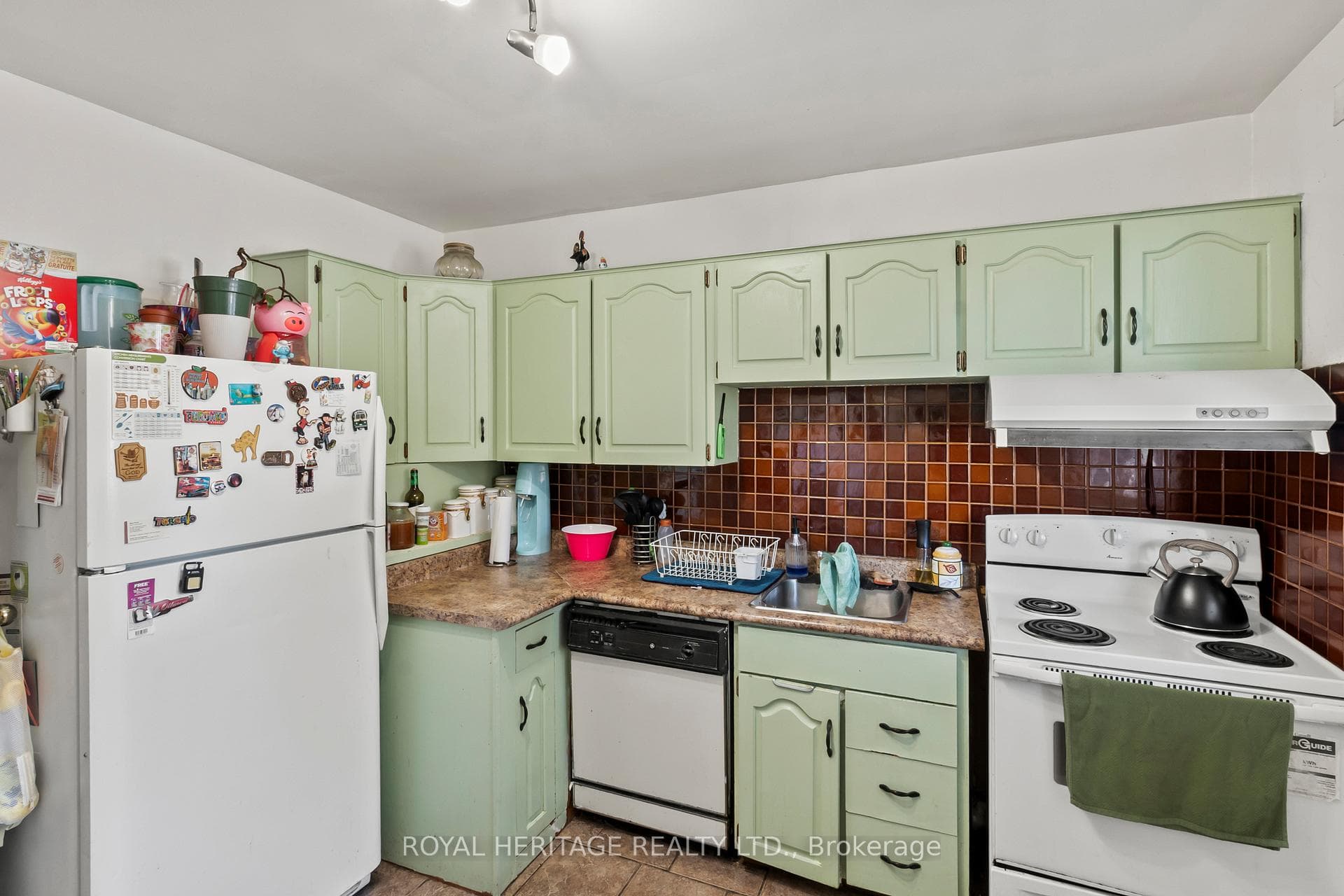 42 Billingsgate Crescent photo 13