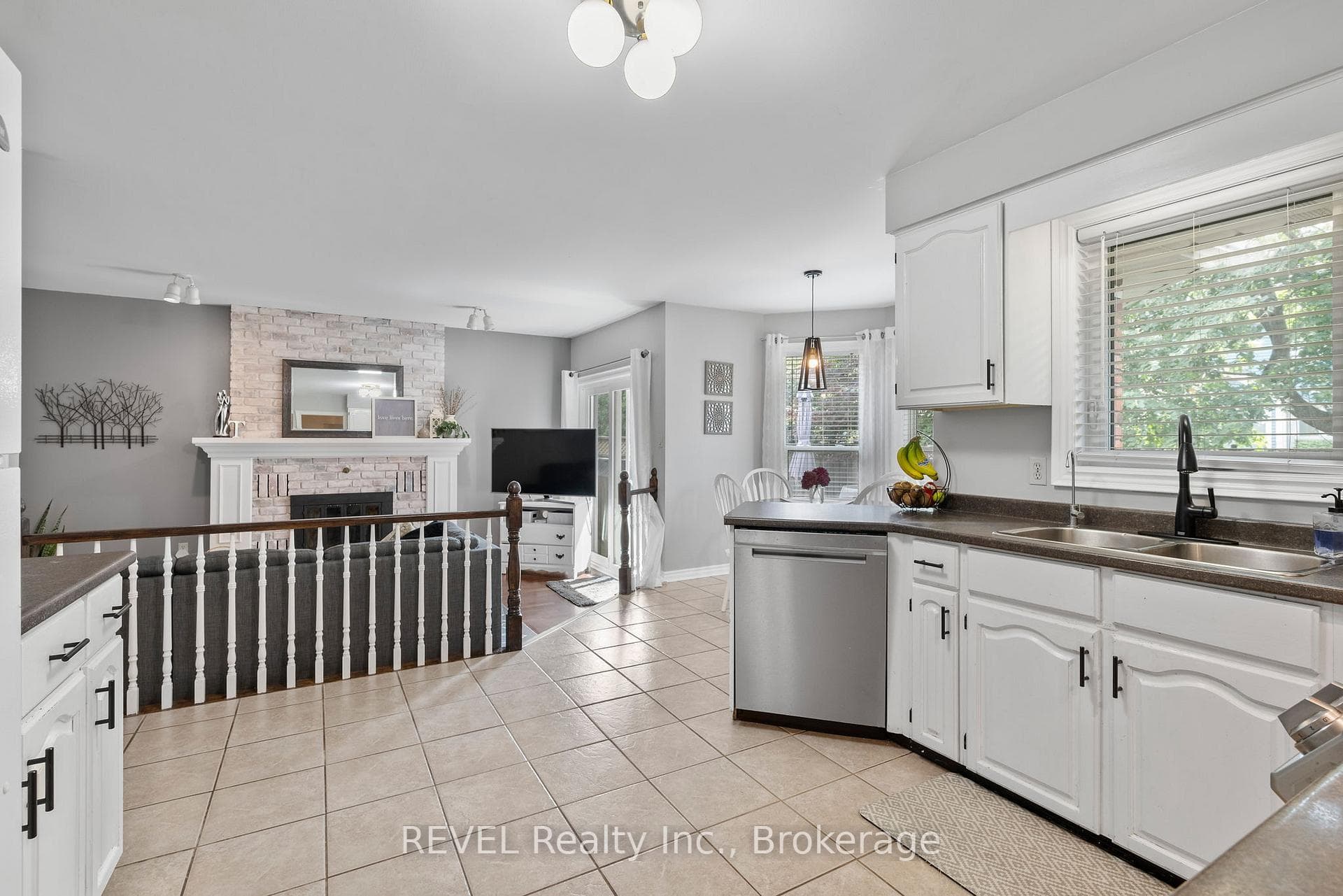 12 Arbour Glen Drive photo 12