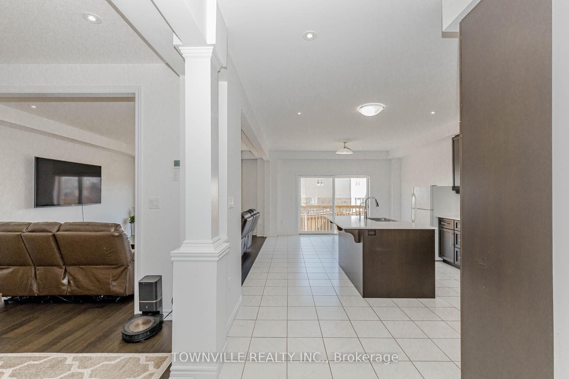 460 Blackburn Drive photo 9