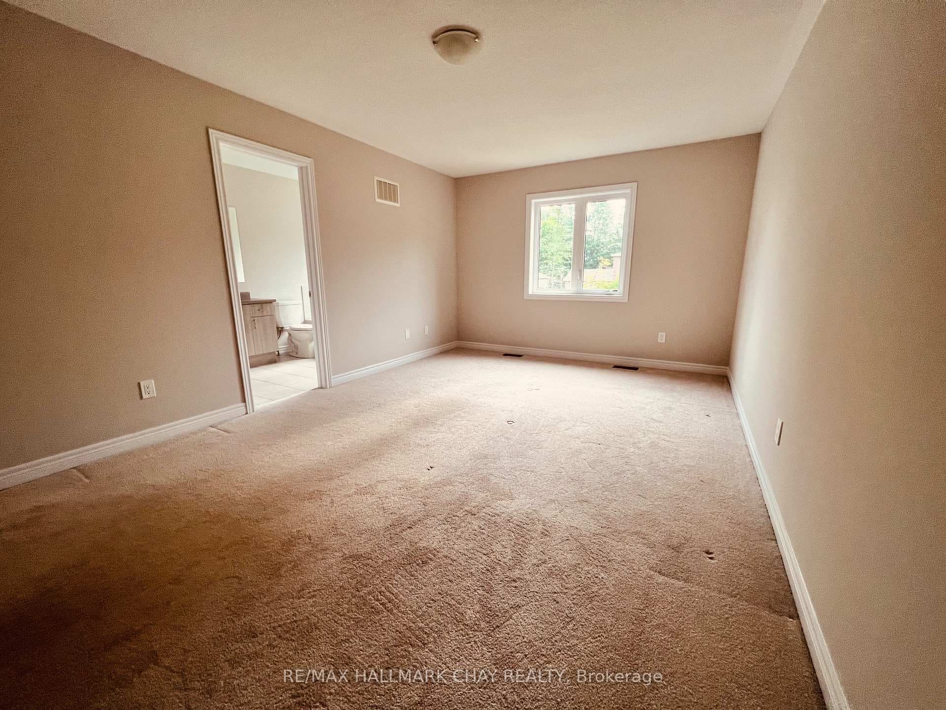 63 Greenwood Drive photo 10